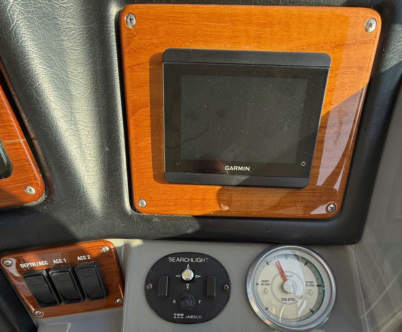 2006 Cruisers Yachts 420 Express - Image 12