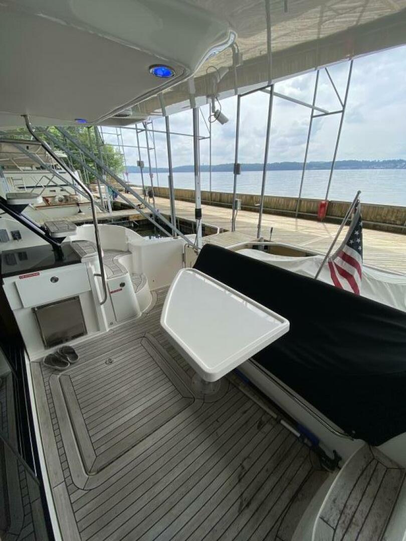 2016 Sea Ray 510 FLY - Image 10