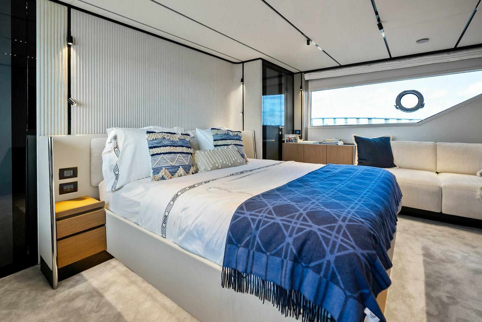 2024 Ferretti Yachts 720 - Image 84