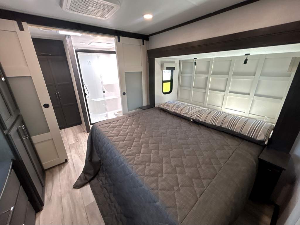 2026 Keystone ALPINE 3710FL - Image 21
