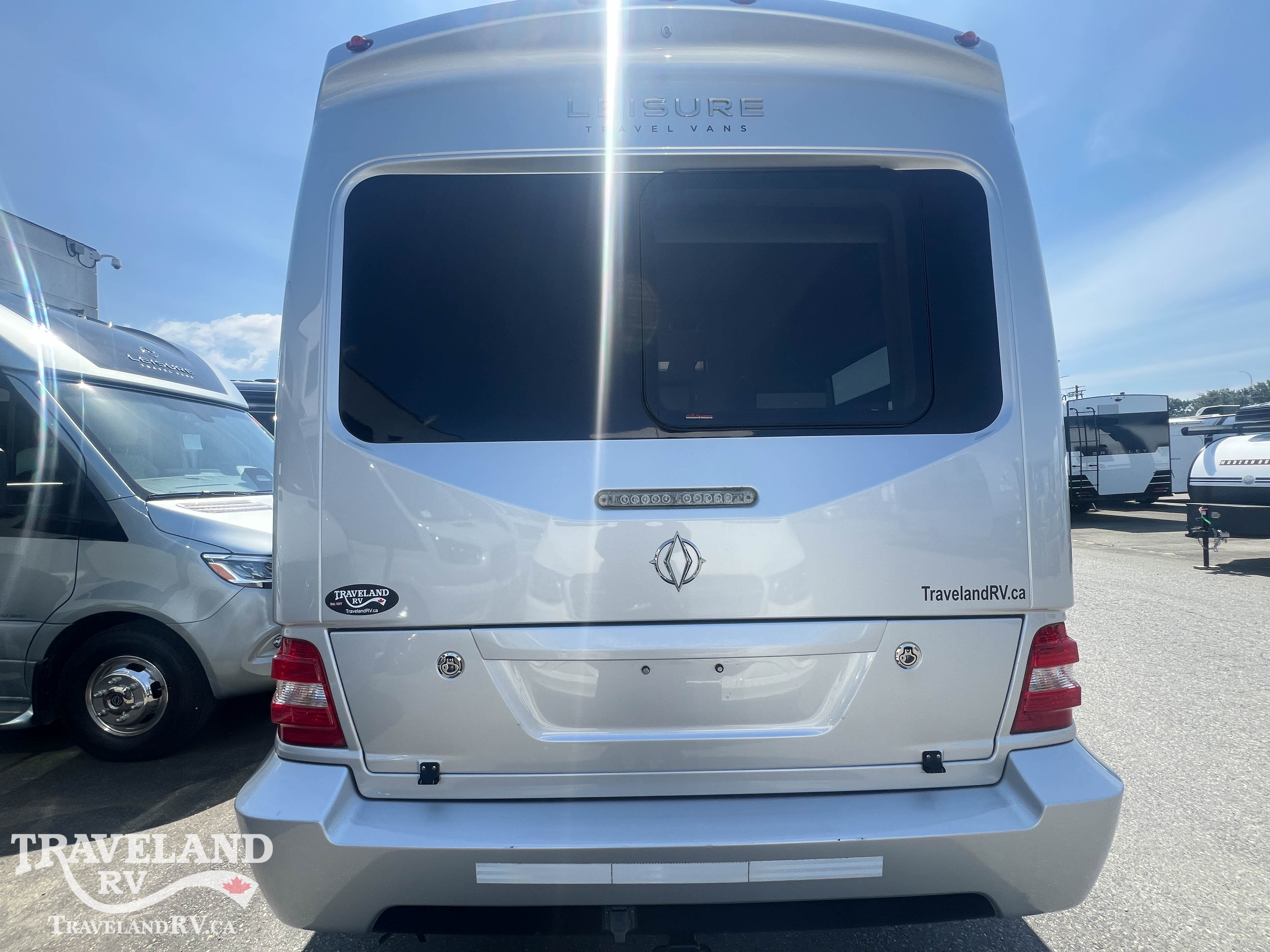2015 Leisure Travel SERENITY S24CB - Image 5