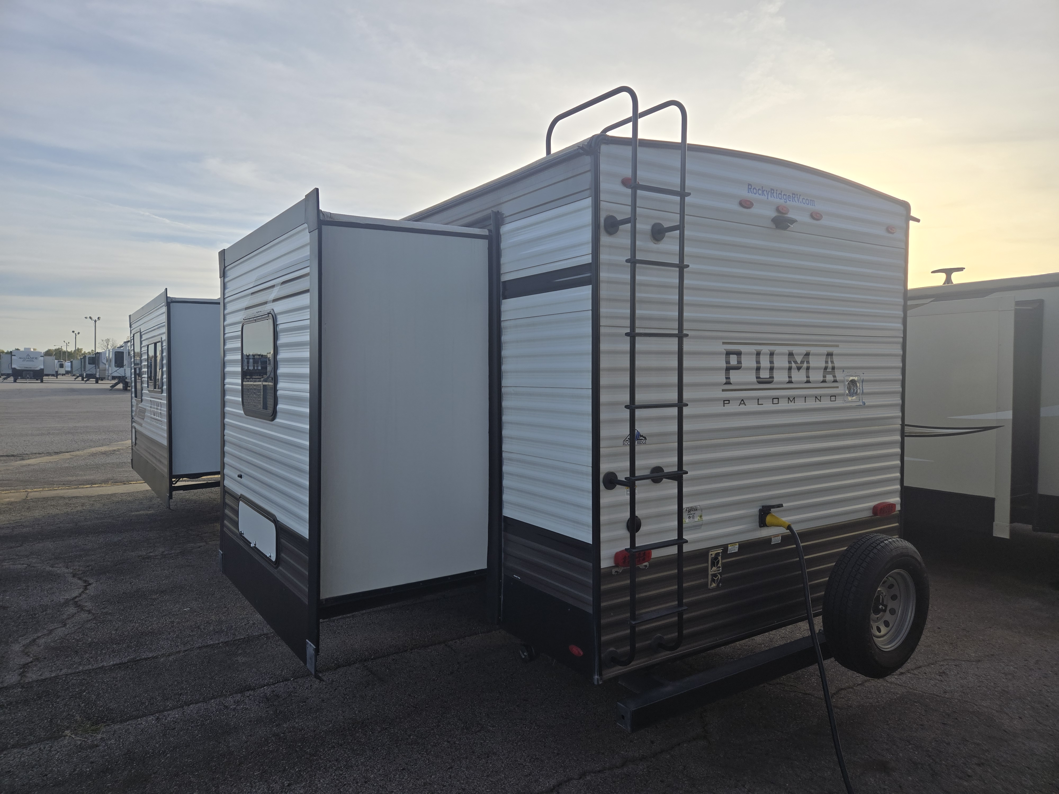 2023 Palomino Puma 31FKRK - Image 4