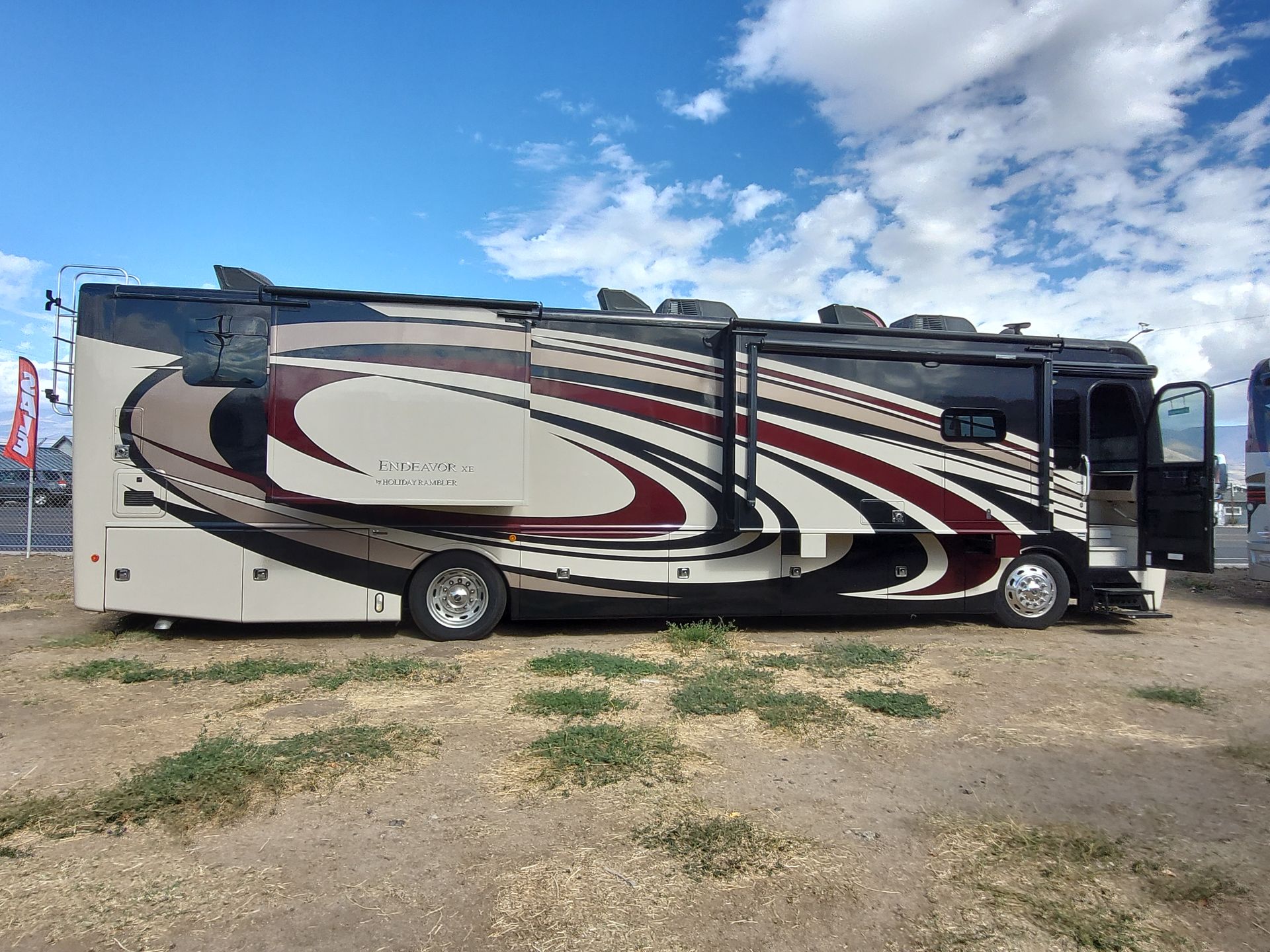 2017 Holiday Rambler Endeavor XE 38K - Image 7