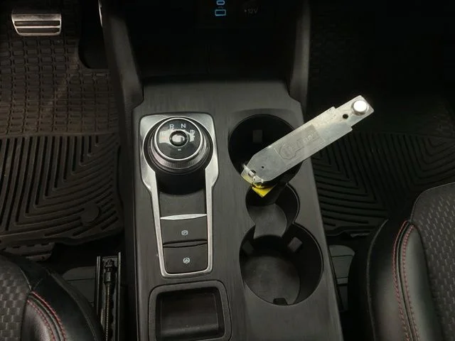 2023 Ford Escape Utility 4D ST Line 2WD - Image 19