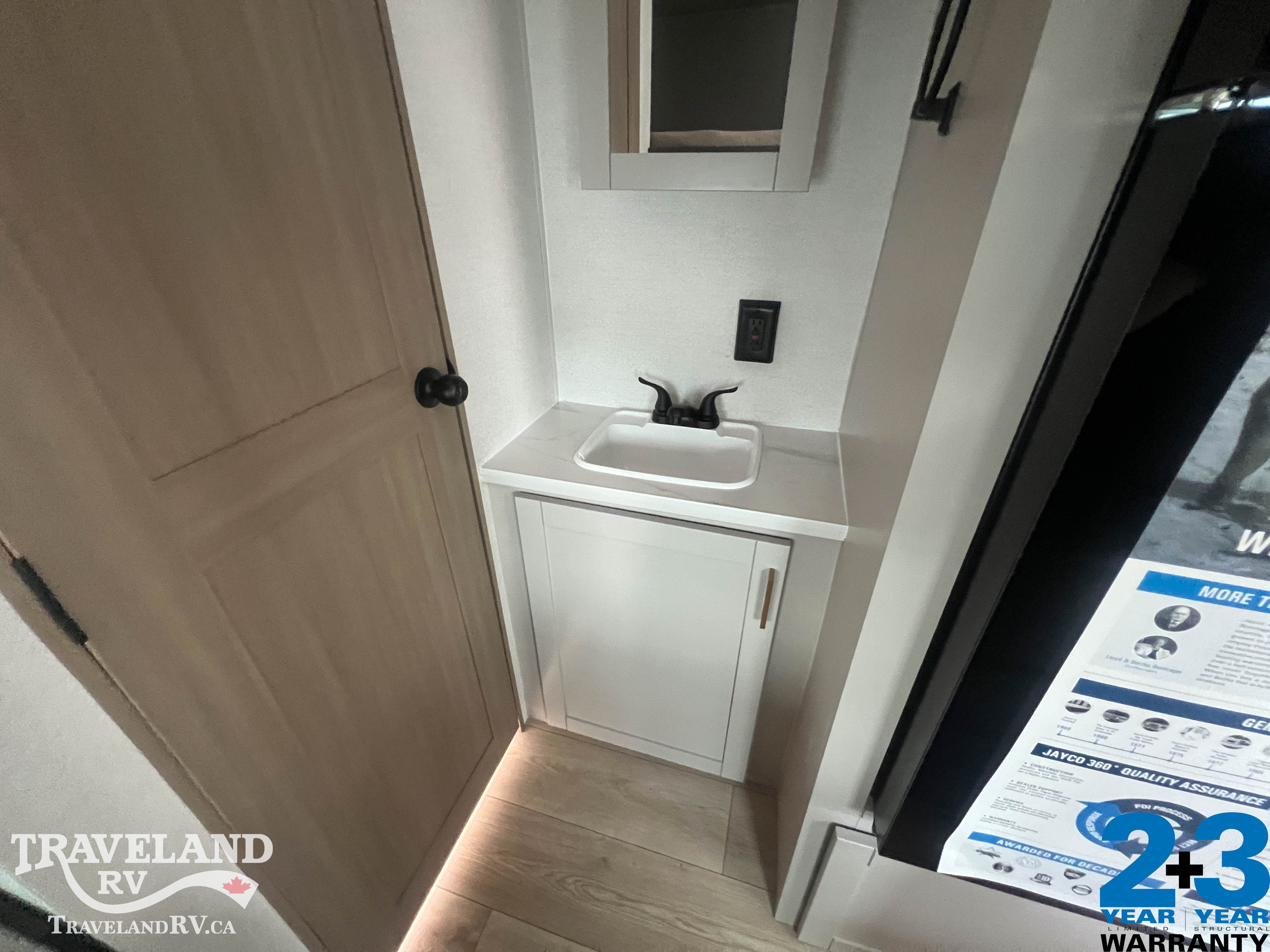 2027 Jayco Jay Flight SLX 260BHW - Image 29
