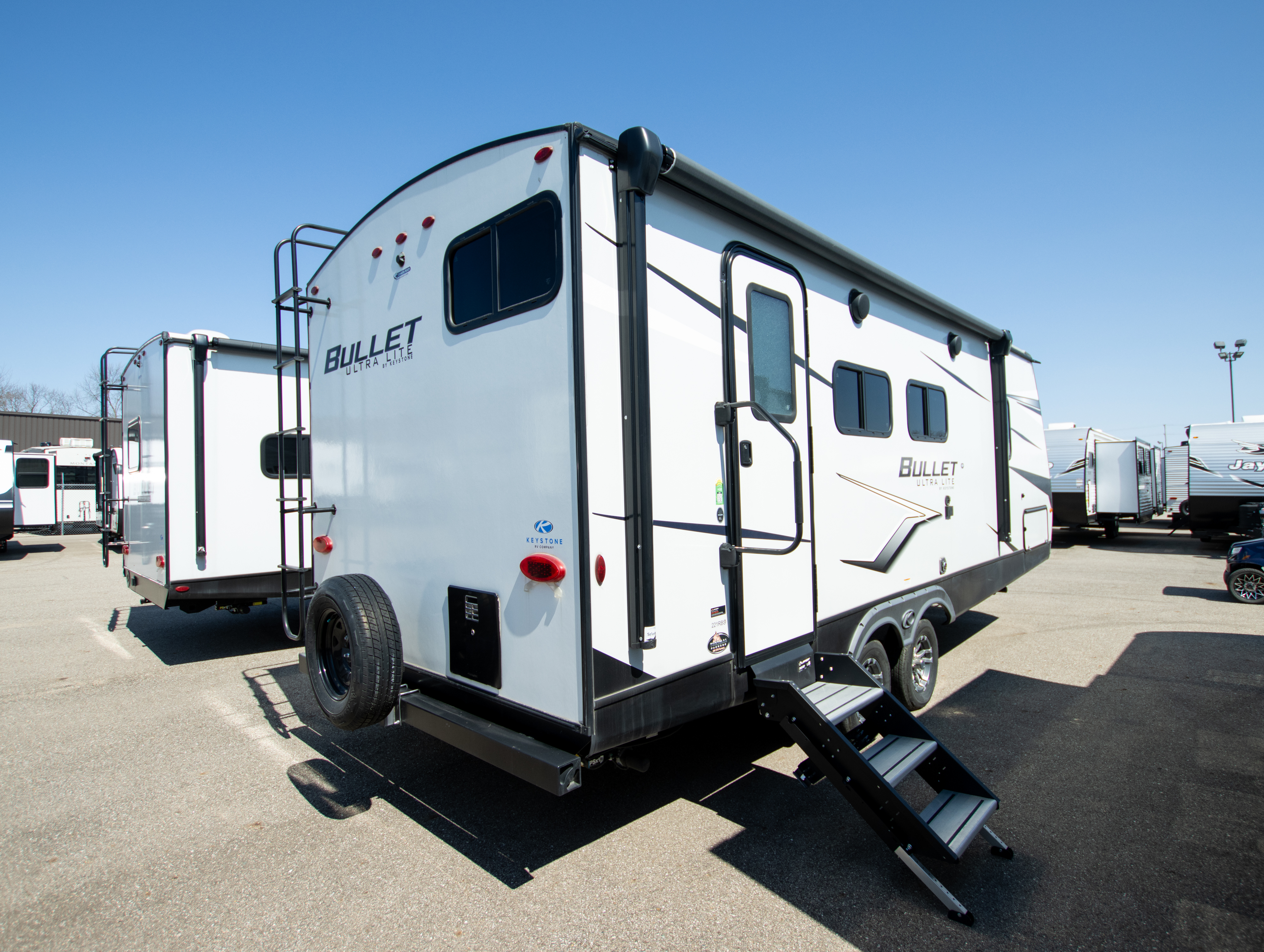 2022 Keystone Bullet East 221RBS - Image 2
