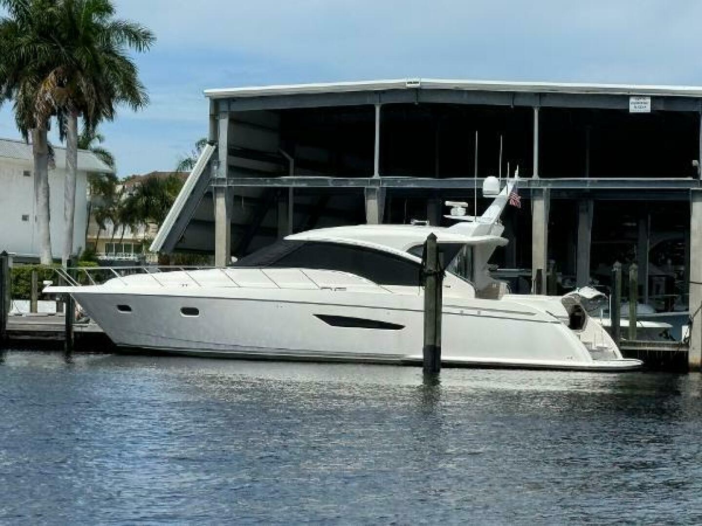 2010 Tiara Yachts 5800 Sovran - Image 98