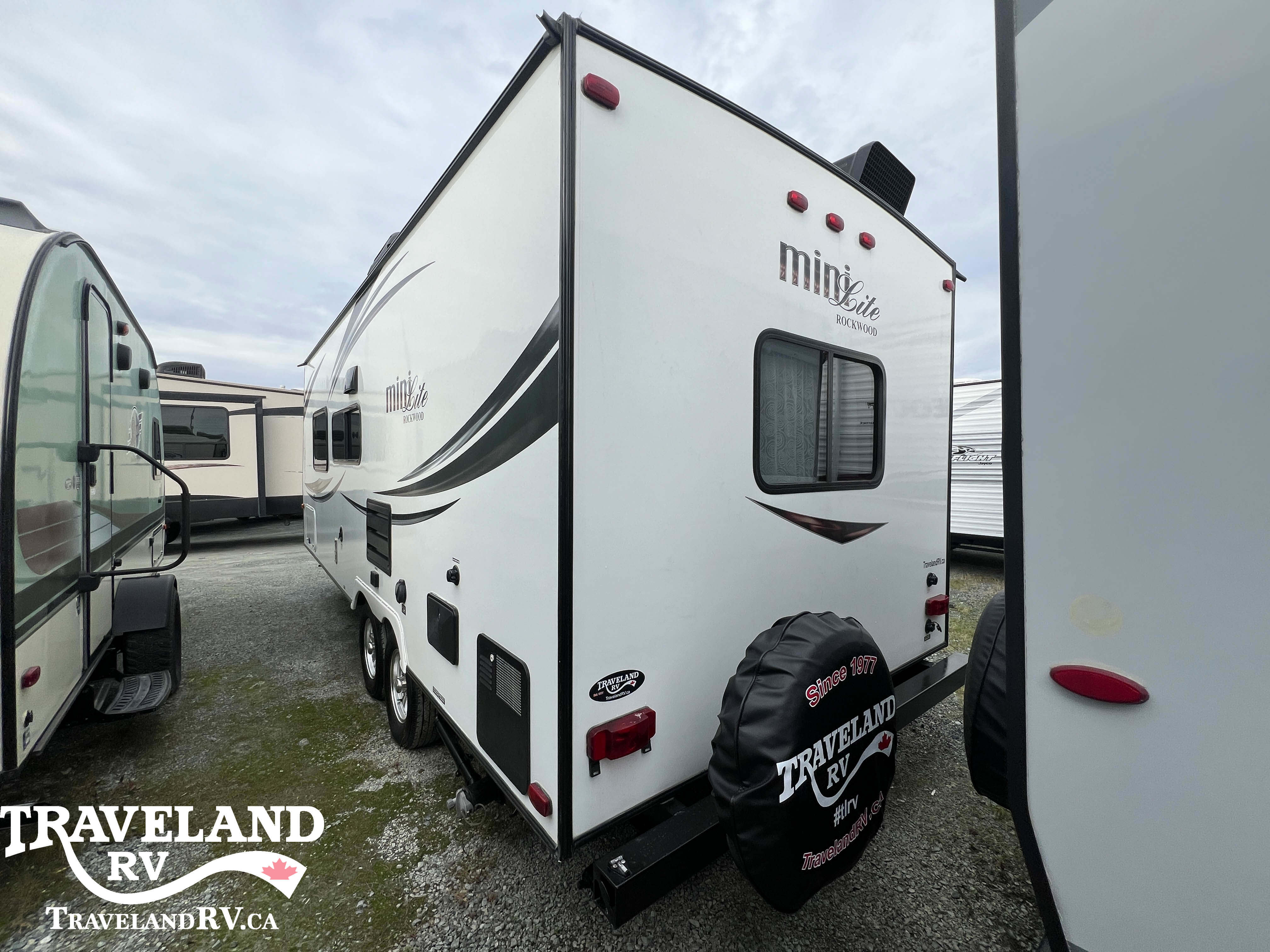 2015 Forest River Rockwood Mini Lite 2304DS - Image 6