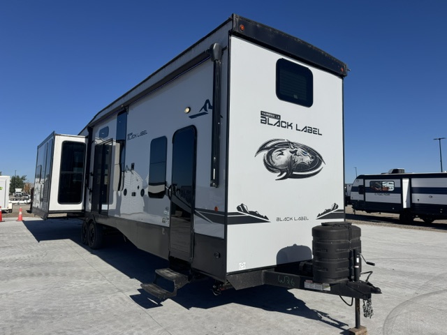 2023 CHEROKEE TIMBERWOLF 39DLBL - Image 1