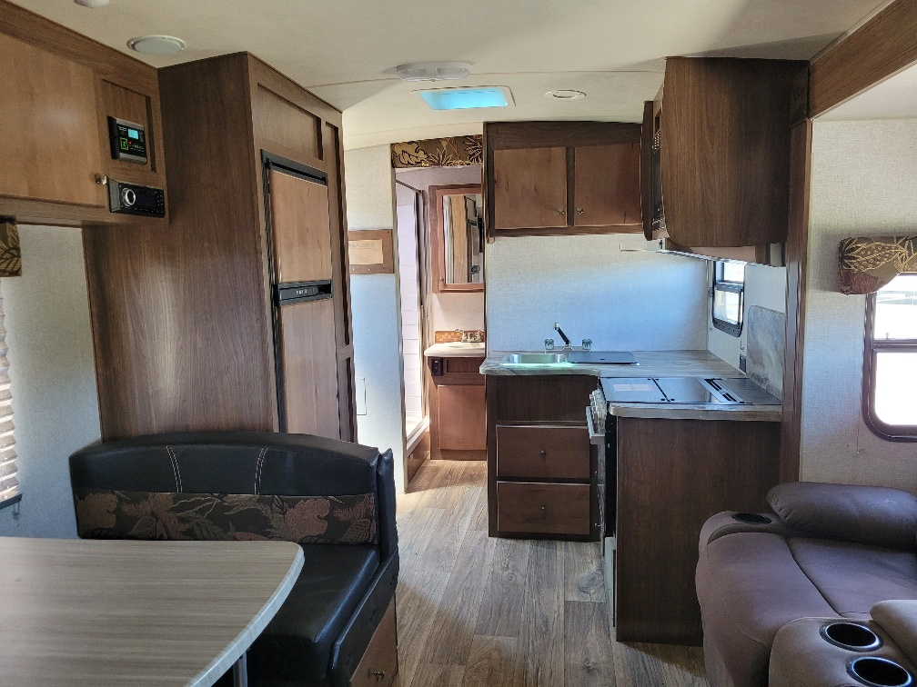 2022 Northwood Nash 24M - Image 12