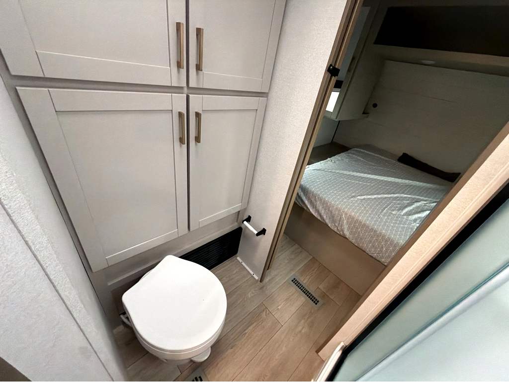 2027 JAYCO JAY FLIGHT 262RLS - Image 14