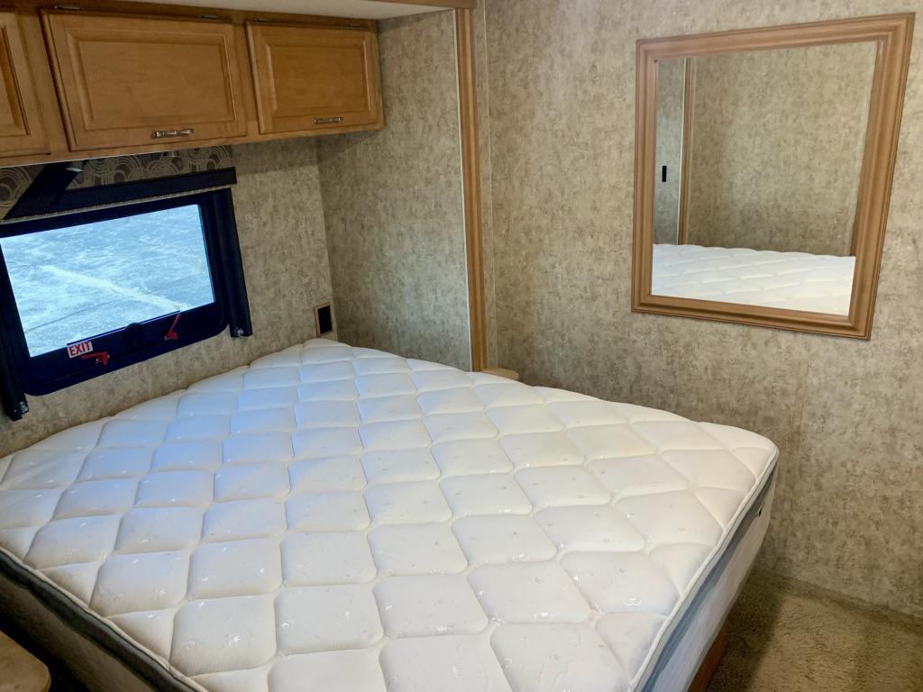 2007 WINNEBAGO VOYAGE 35A FORD - Image 38
