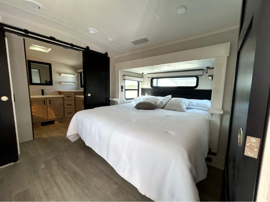 2026 JAYCO PINNACLE 39FLOK - Image 17