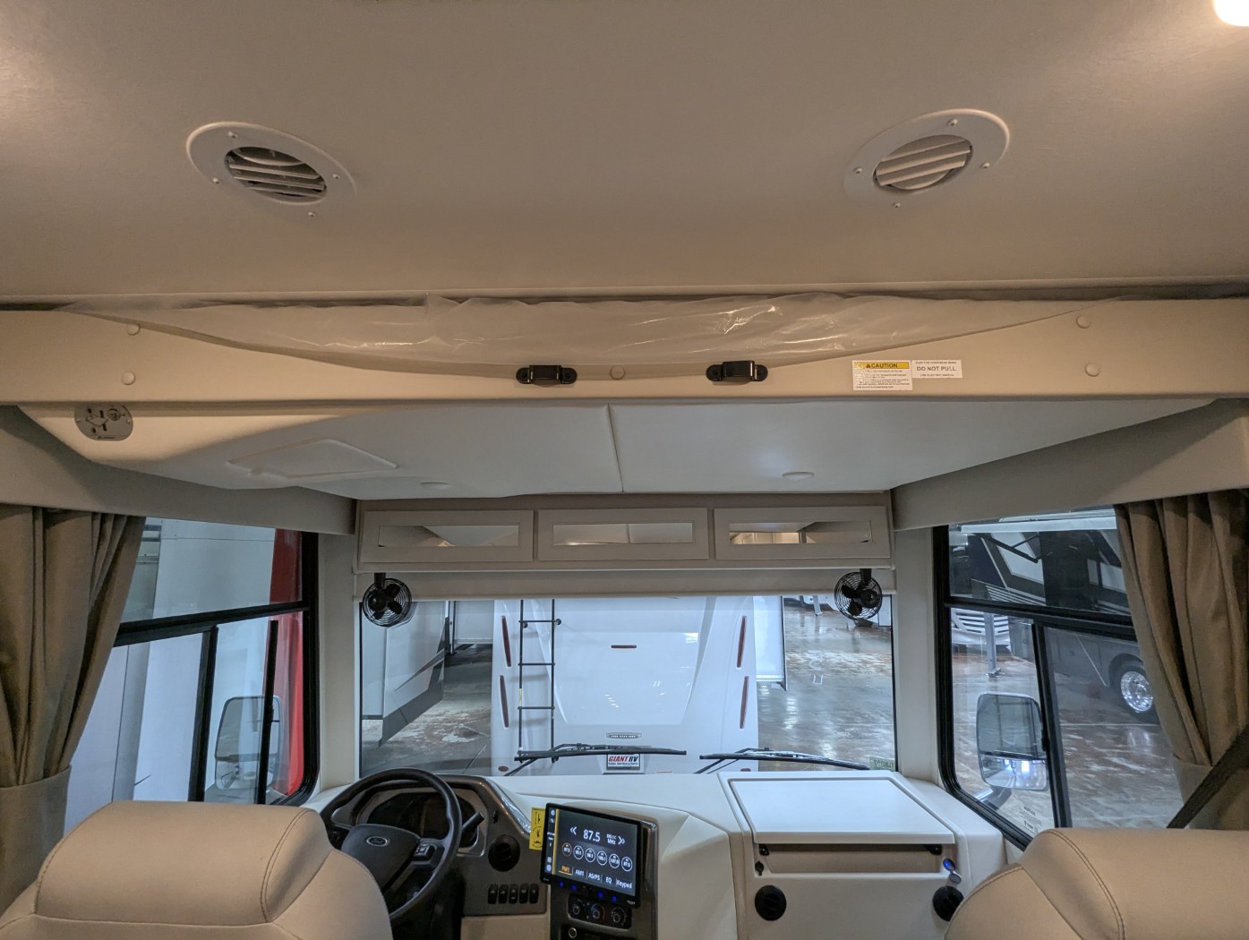2027 Thor Motor Coach Windsport 29L - Image 14