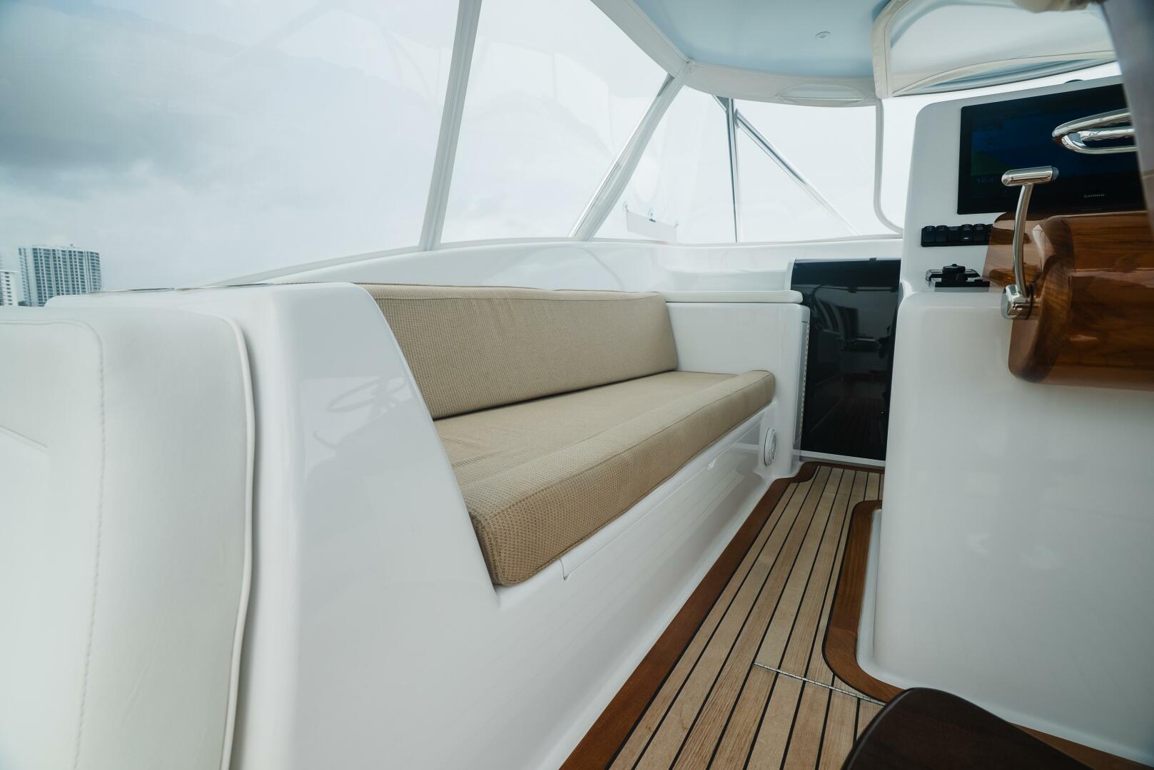 2019 Custom Carolina Daniels Express Sportfish - Image 15