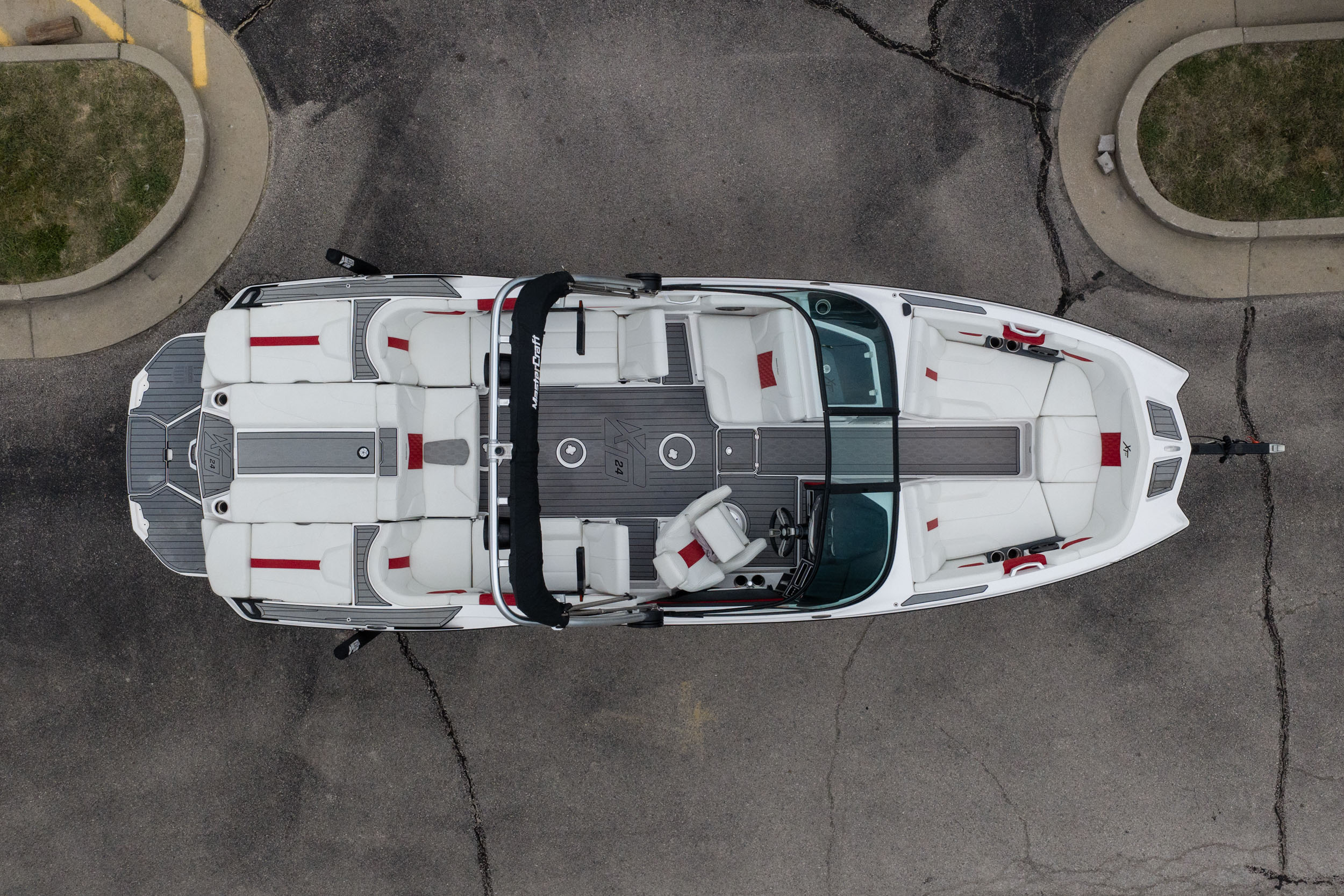2023 MasterCraft XT24 - Image 43