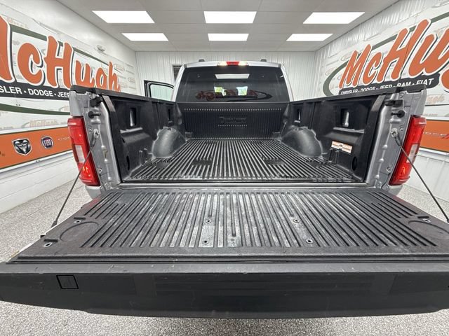 2023 Ford F-150 Crew Cab XLT 4WD - Image 35
