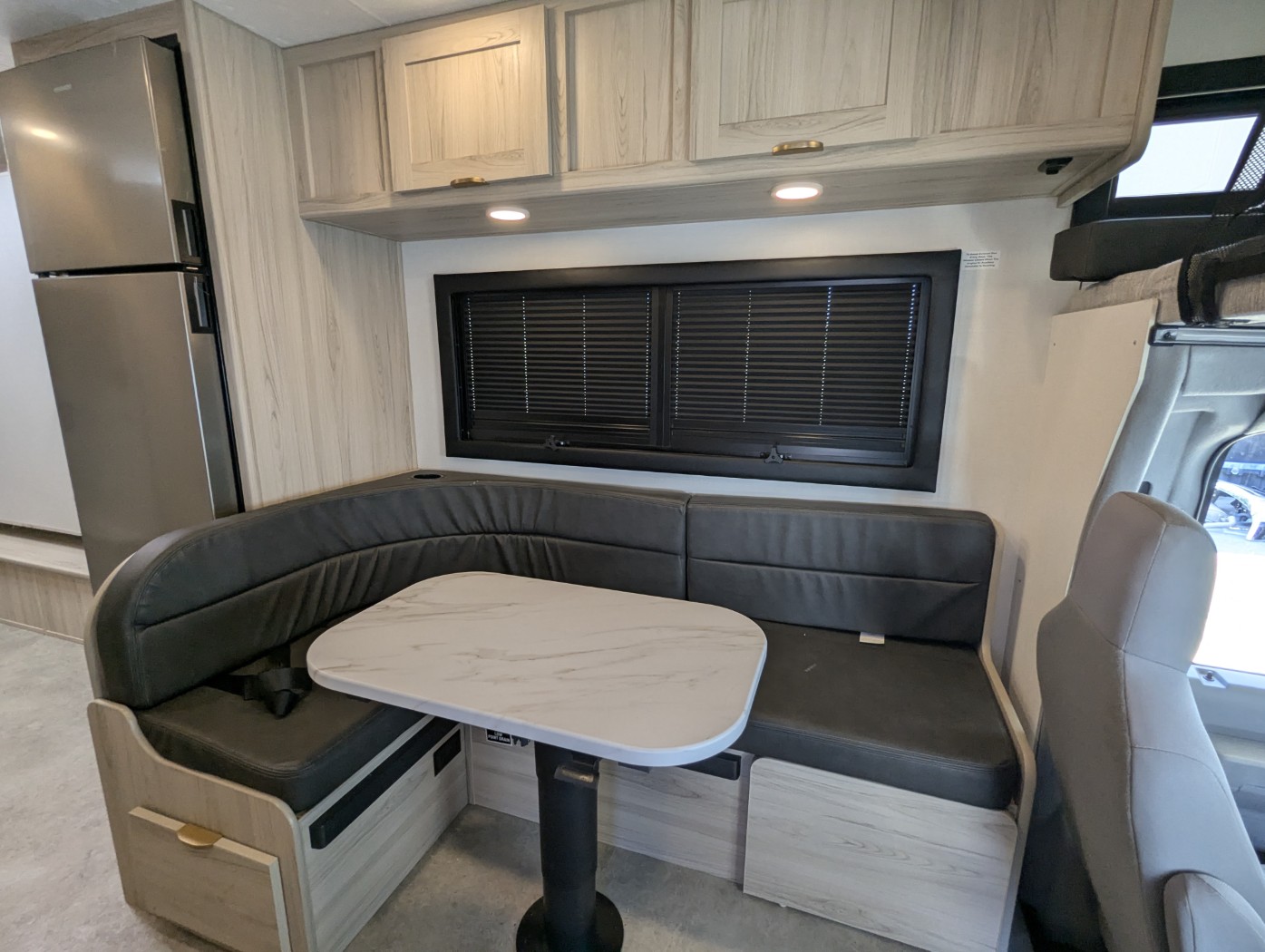 2026 Coachmen Cross Trail 22XG 4X4 - ATH Edition - Image 19