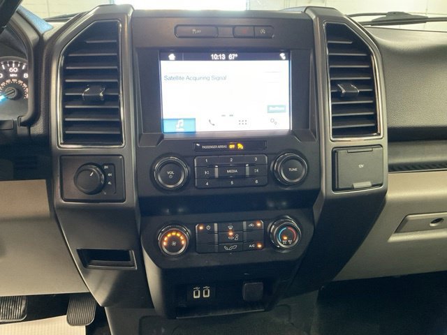 2019 Ford F150 Crew Cab XLT 4WD - Image 19