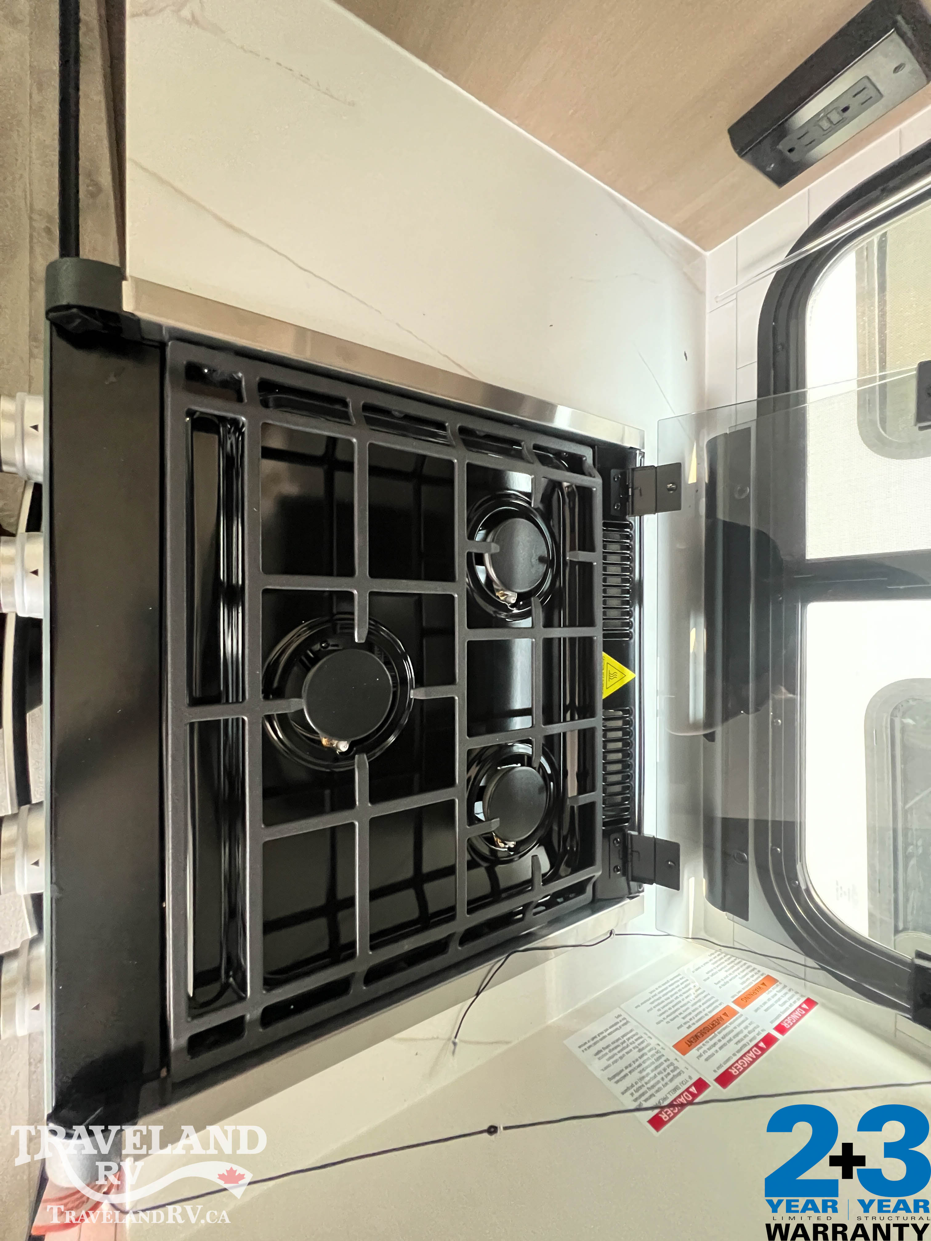 2027 Jayco Eagle 312BHOK - Image 18