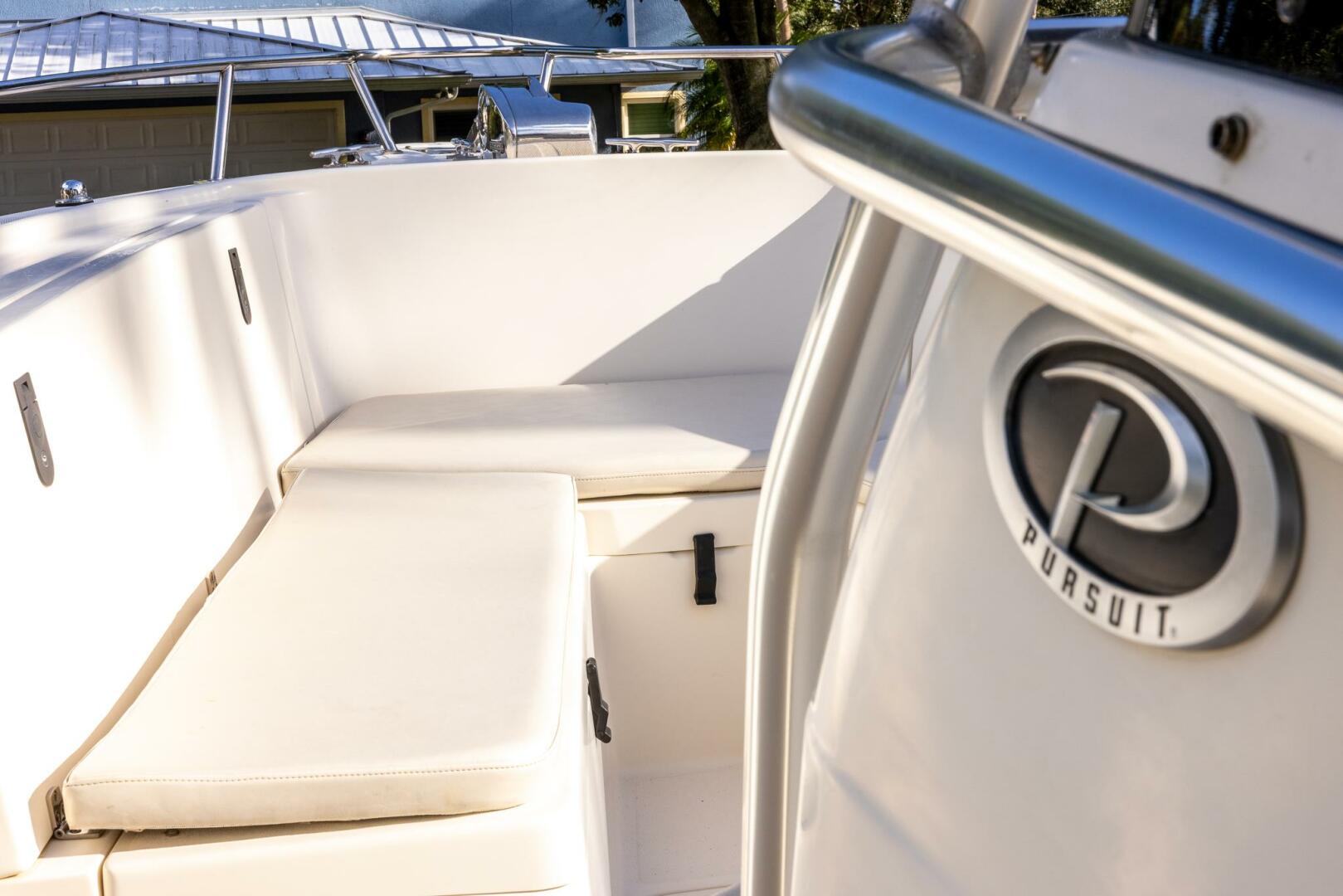 2007 Pursuit C280 - Image 11