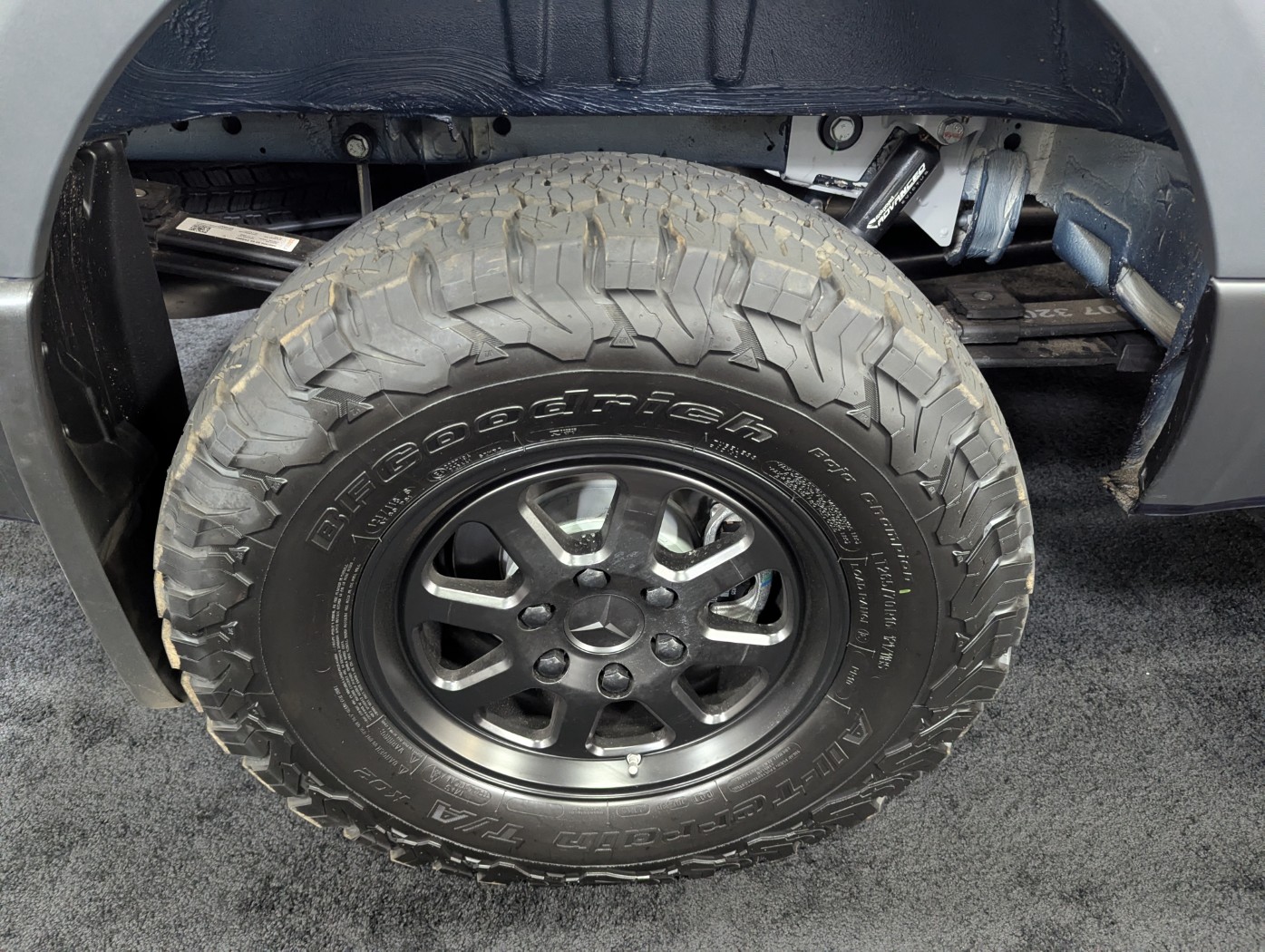 2027 Storyteller Overland Dark Mode XO - Image 10