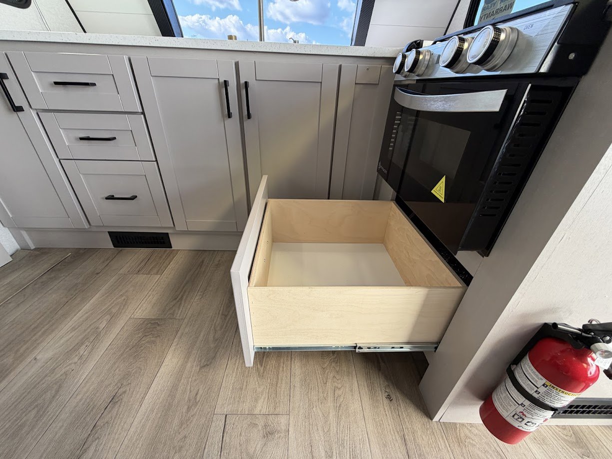 2026 JAYCO JAY FEATHER 24FK - Image 20