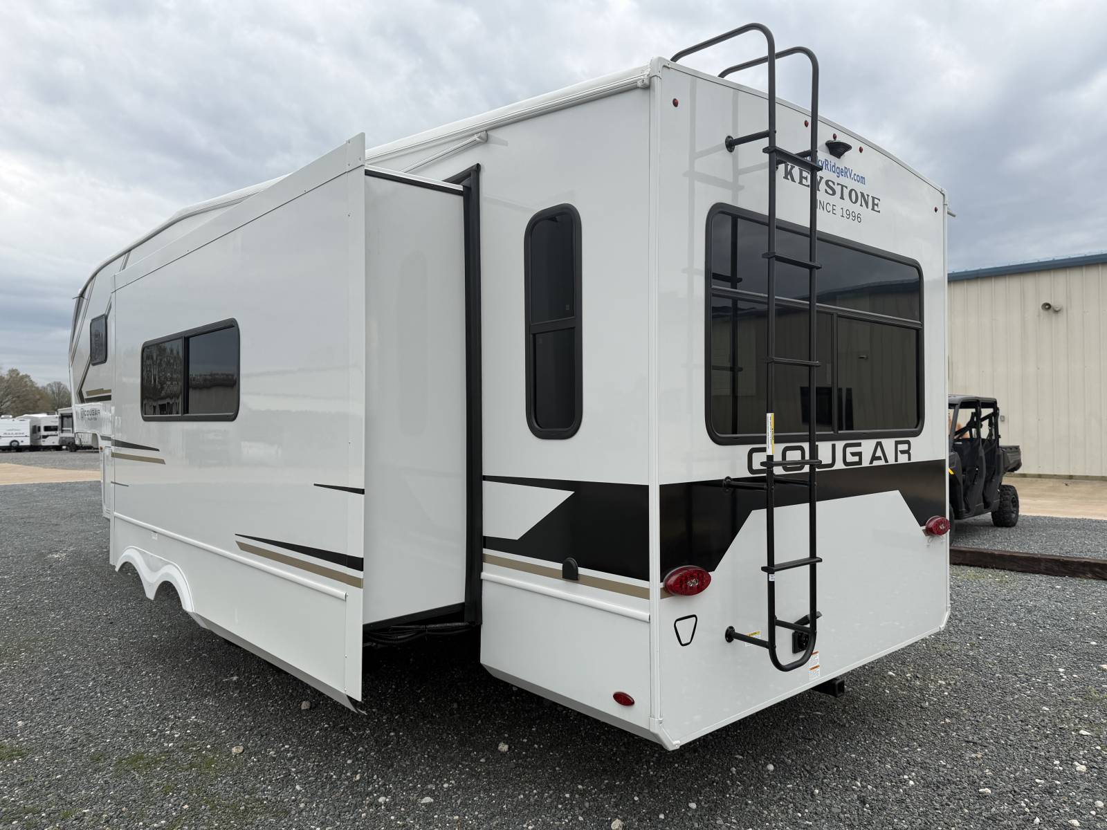2026 Keystone Cougar Half-Ton 28RLI - Image 5