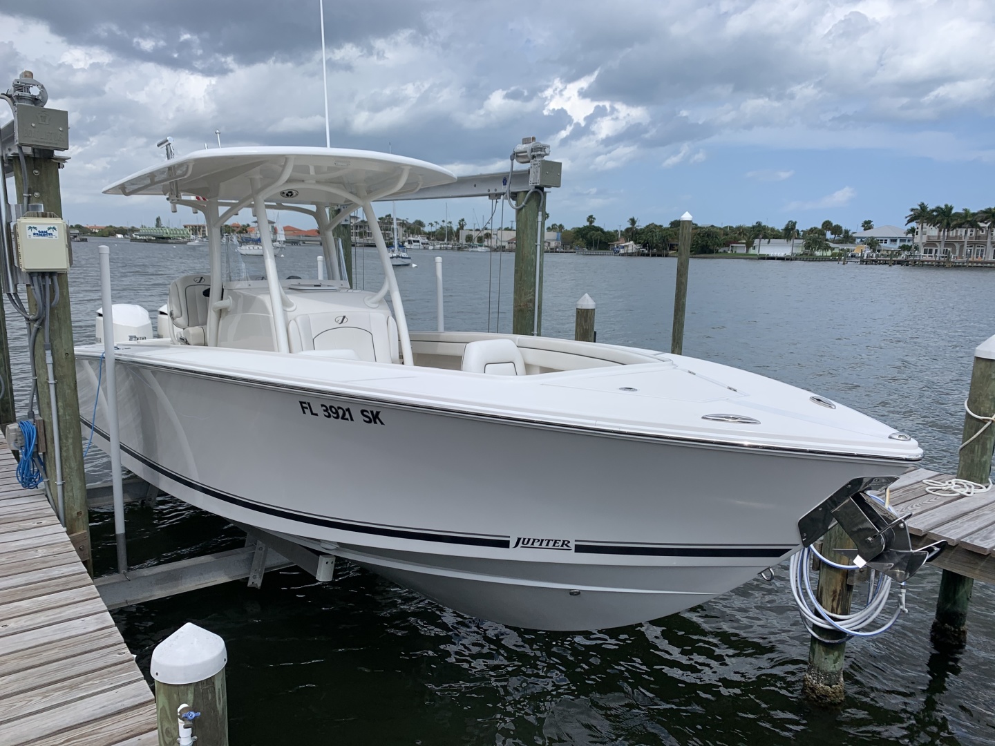 2018 Jupiter 30 HFS - Image 4