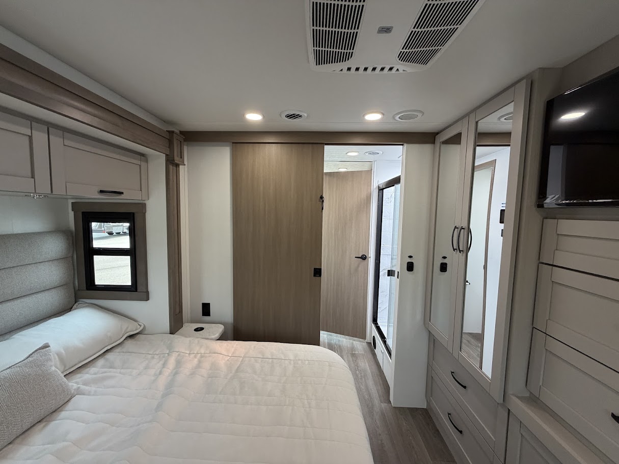 2027 JAYCO PRECEPT 31UL - Image 52