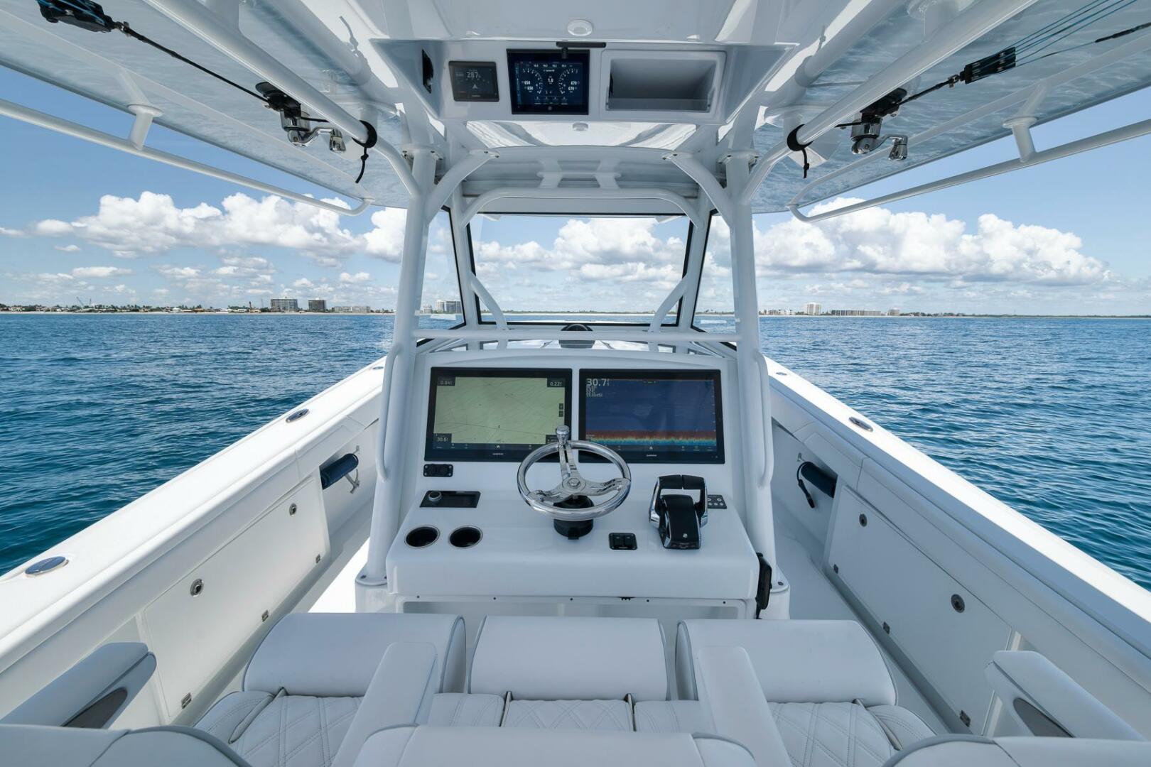 2023 Yellowfin 39' Offshore - Image 16