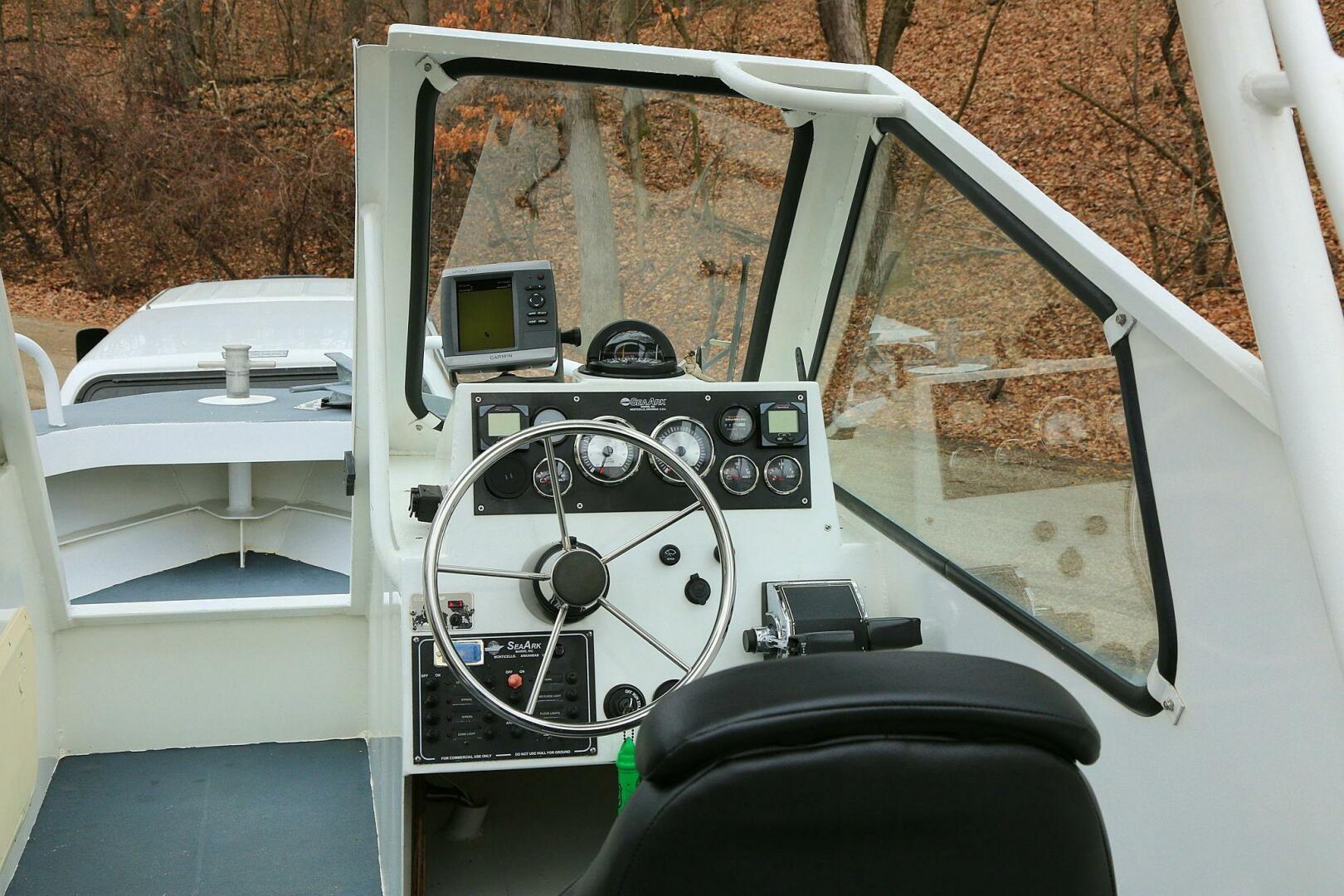 2002 SeaArk DXS 1652 SLD - Image 10