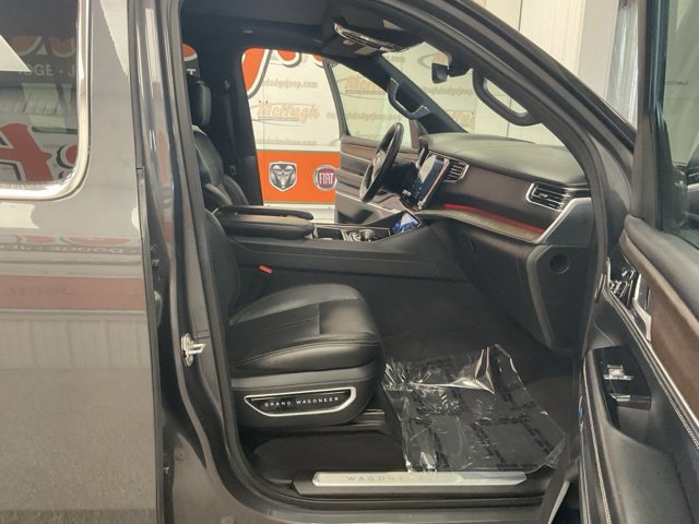 2024 Jeep Grand Wagoneer L Base - Image 35
