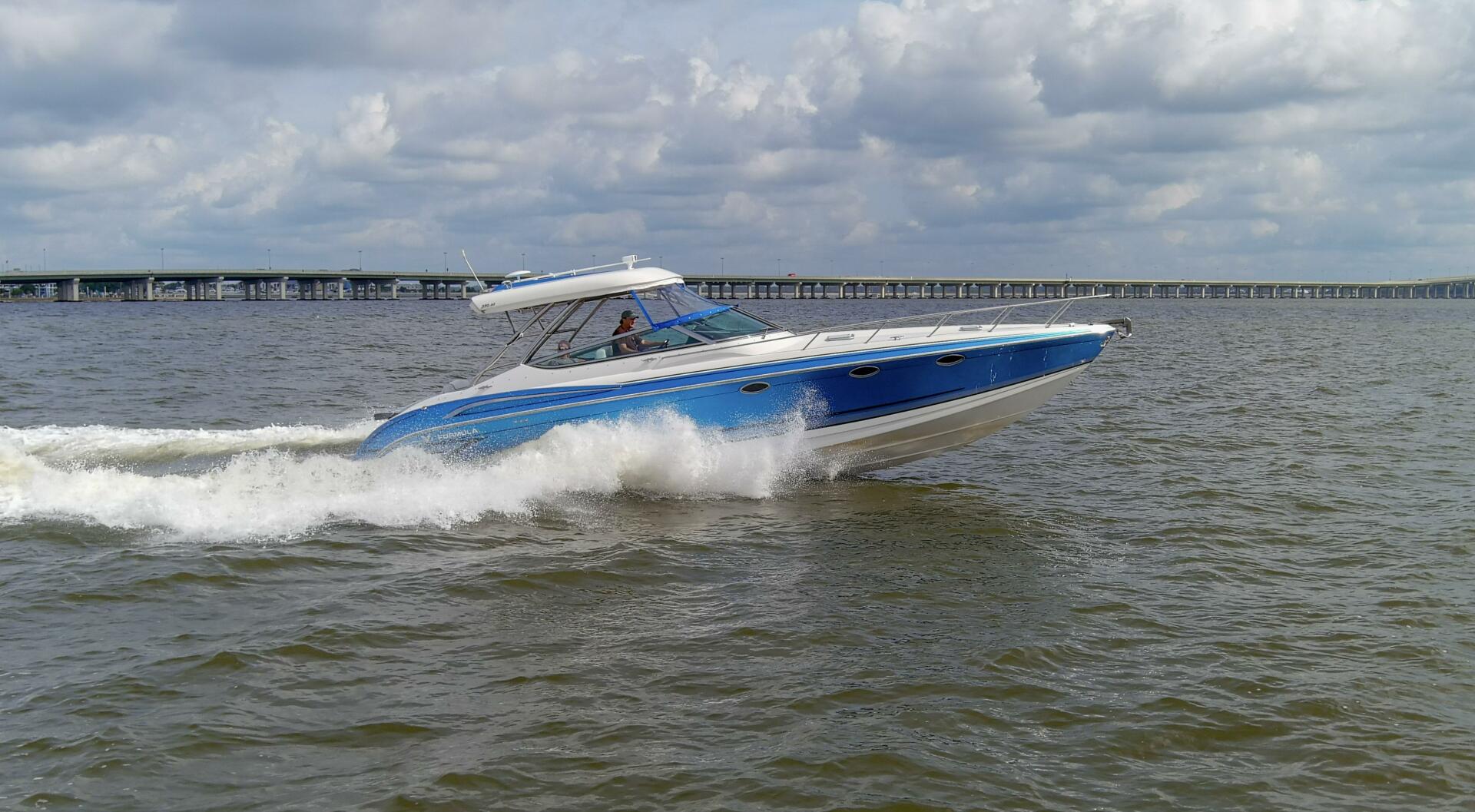 2017 Formula 370 Super Sport - Image 27