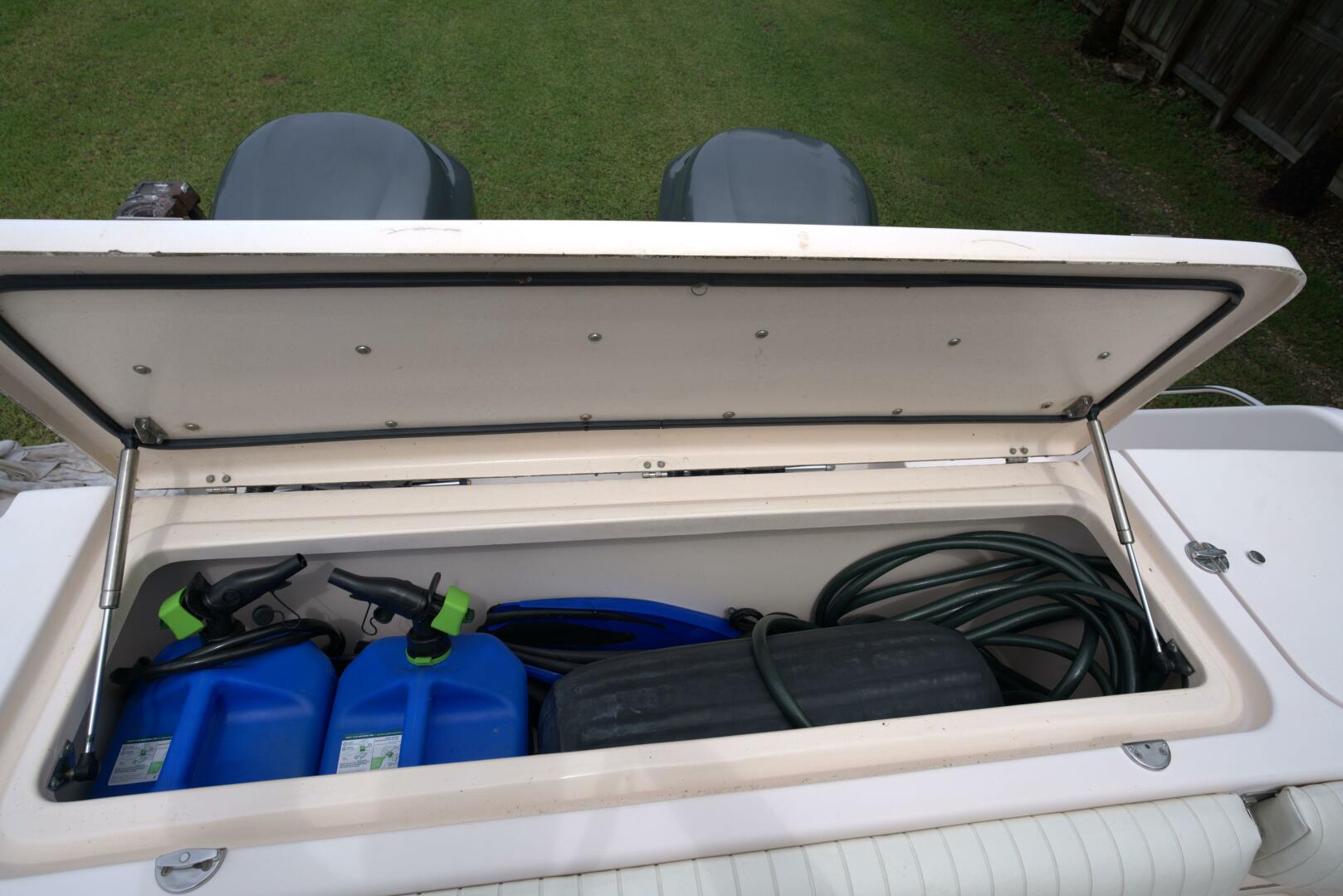 2007 Grady-White Express 330 - Image 7