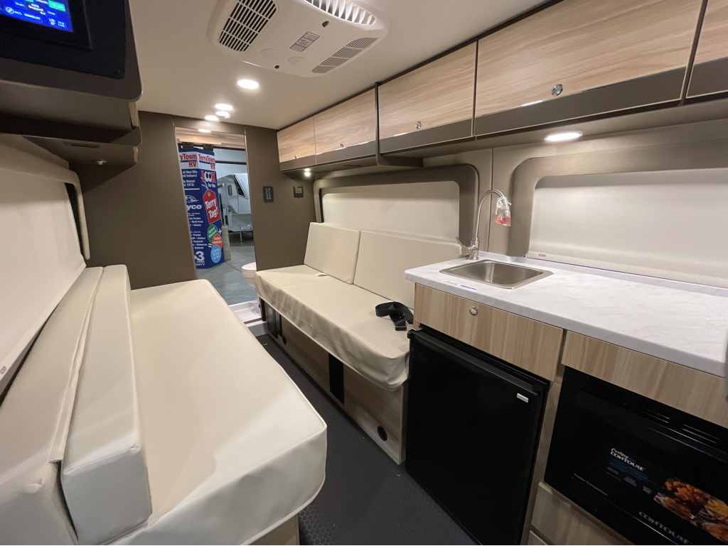 2027 Jayco Swift 20T - Image 5