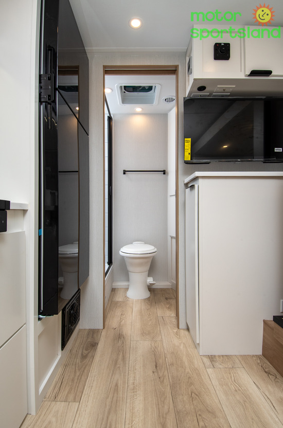 2026 Winnebago Micro Minnie 2108TB - Image 44