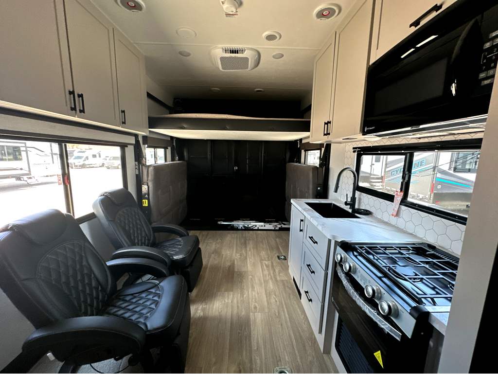2027 JAYCO SEISMIC 214 - Image 9