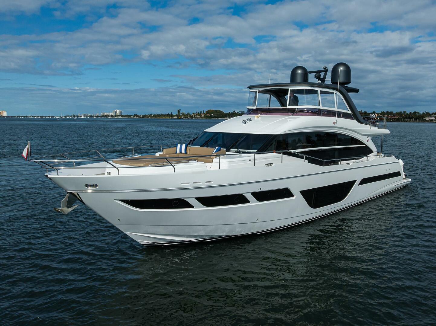 2003 Jupiter 31 Cuddy - Image 200