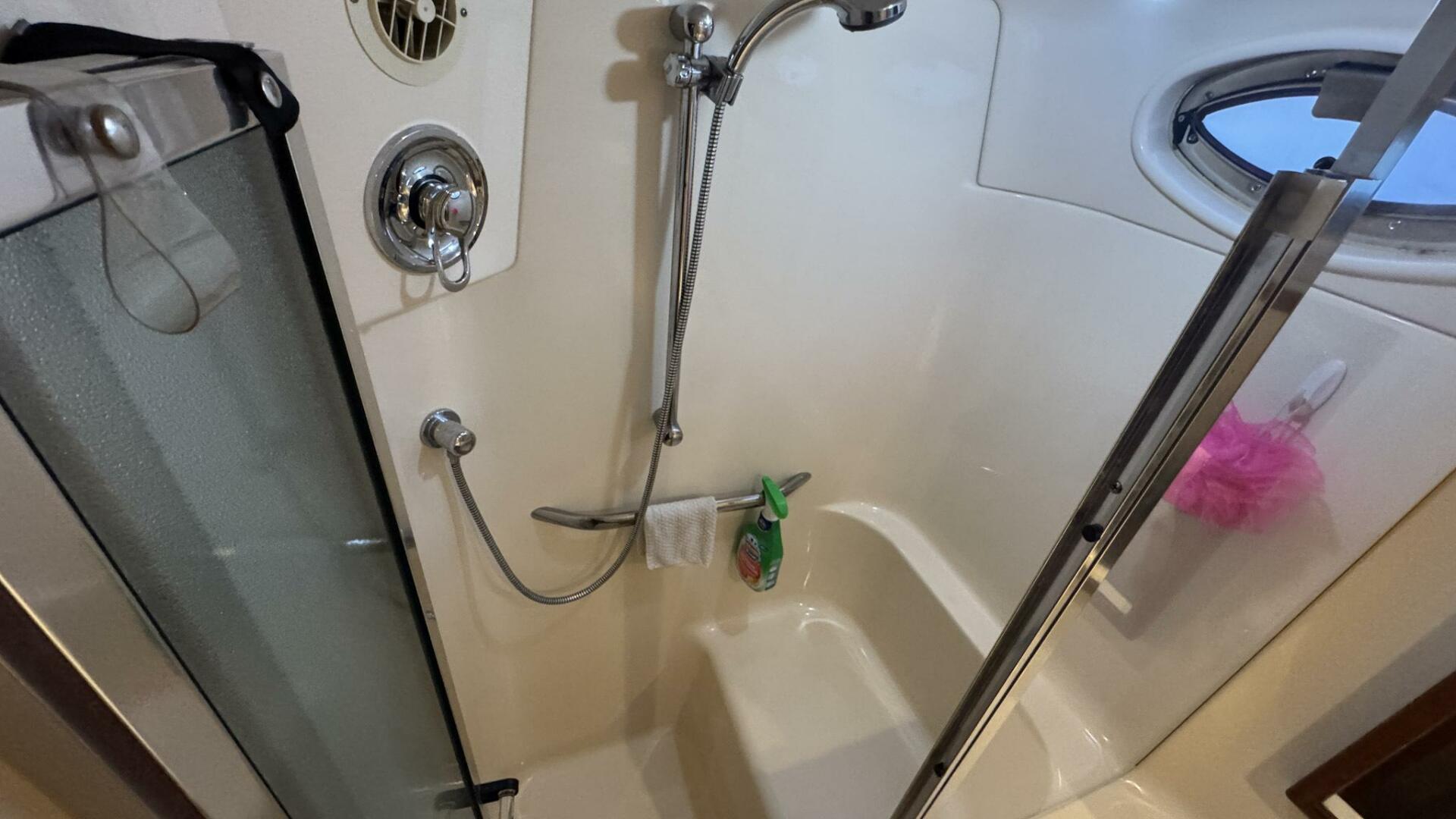 2000 Sea Ray 420 Aft Cabin - Image 39