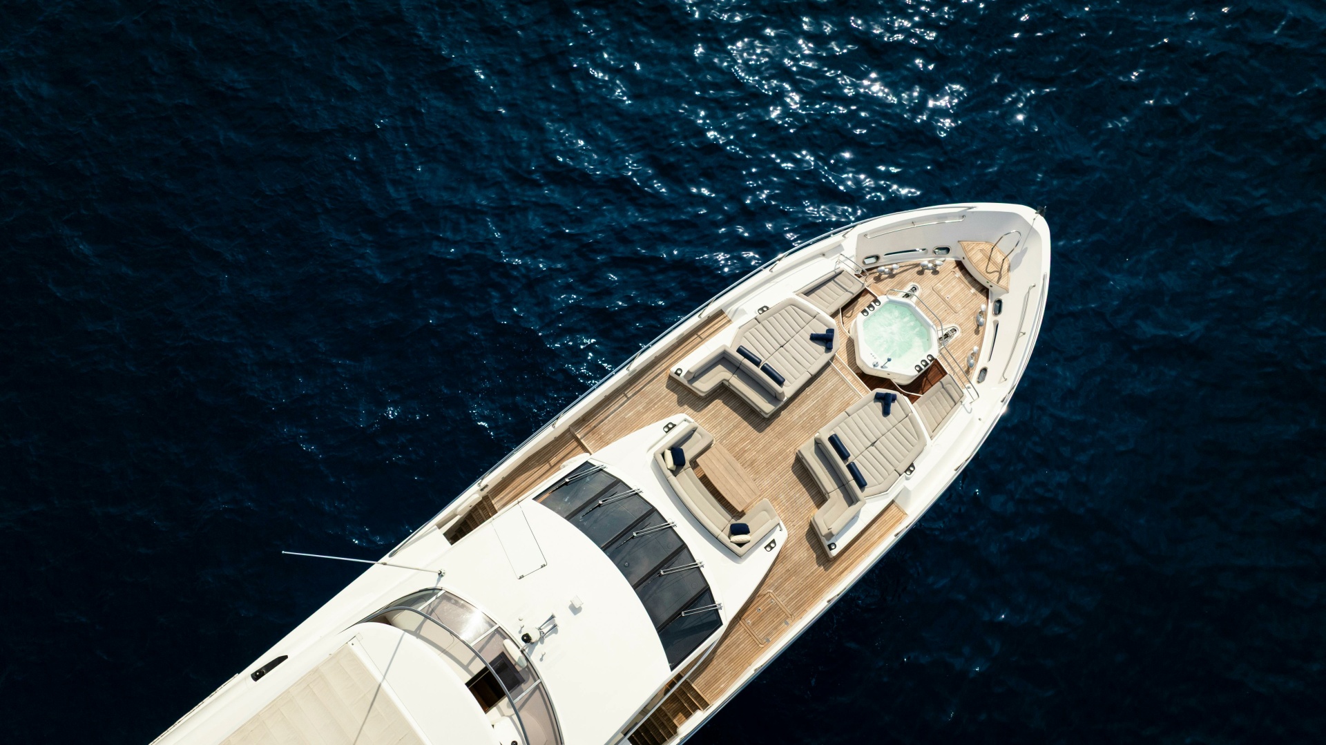 2018 Sunseeker Sunseeker 116 Yacht - Image 9