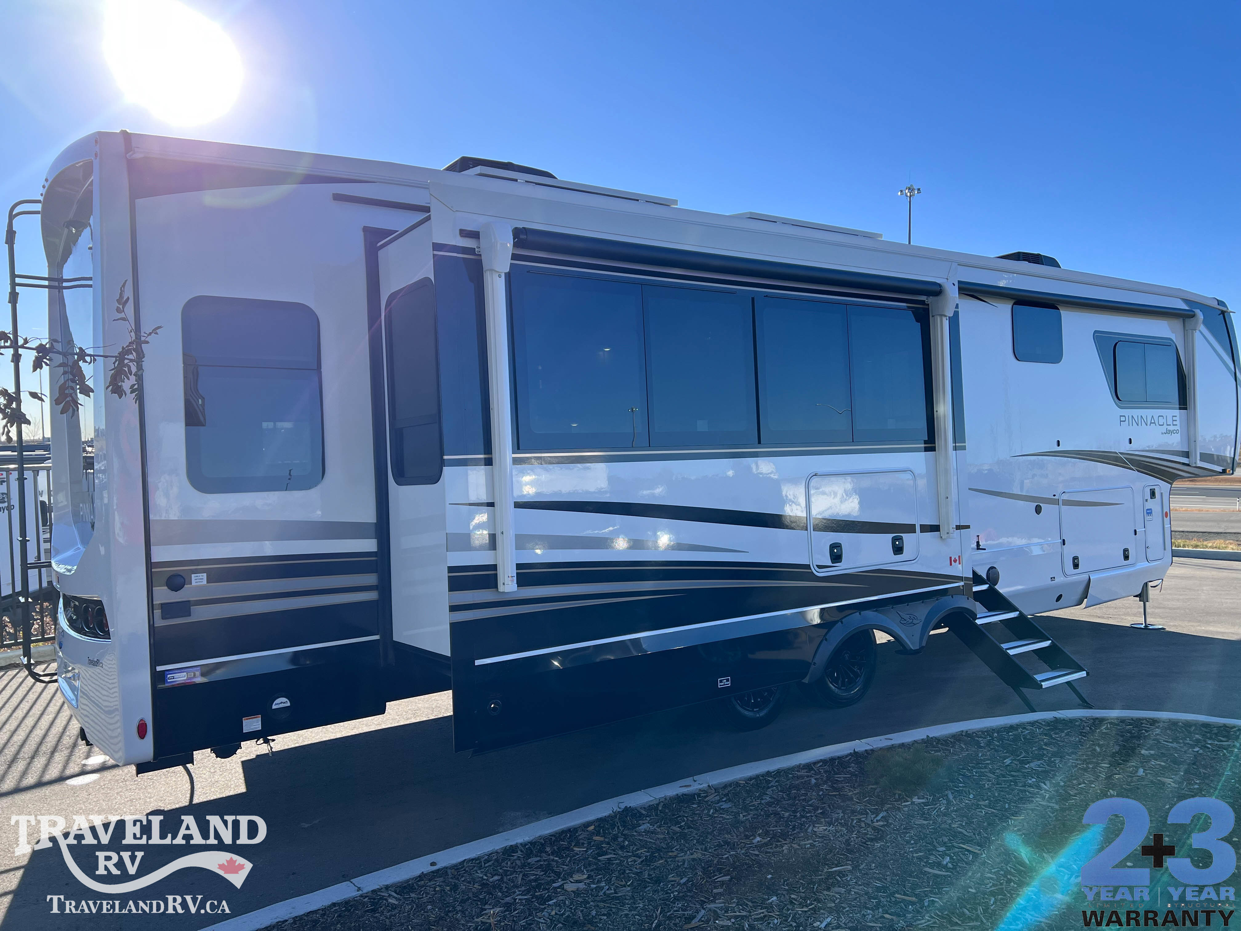2026 Jayco Pinnacle 38KPTS - Image 7