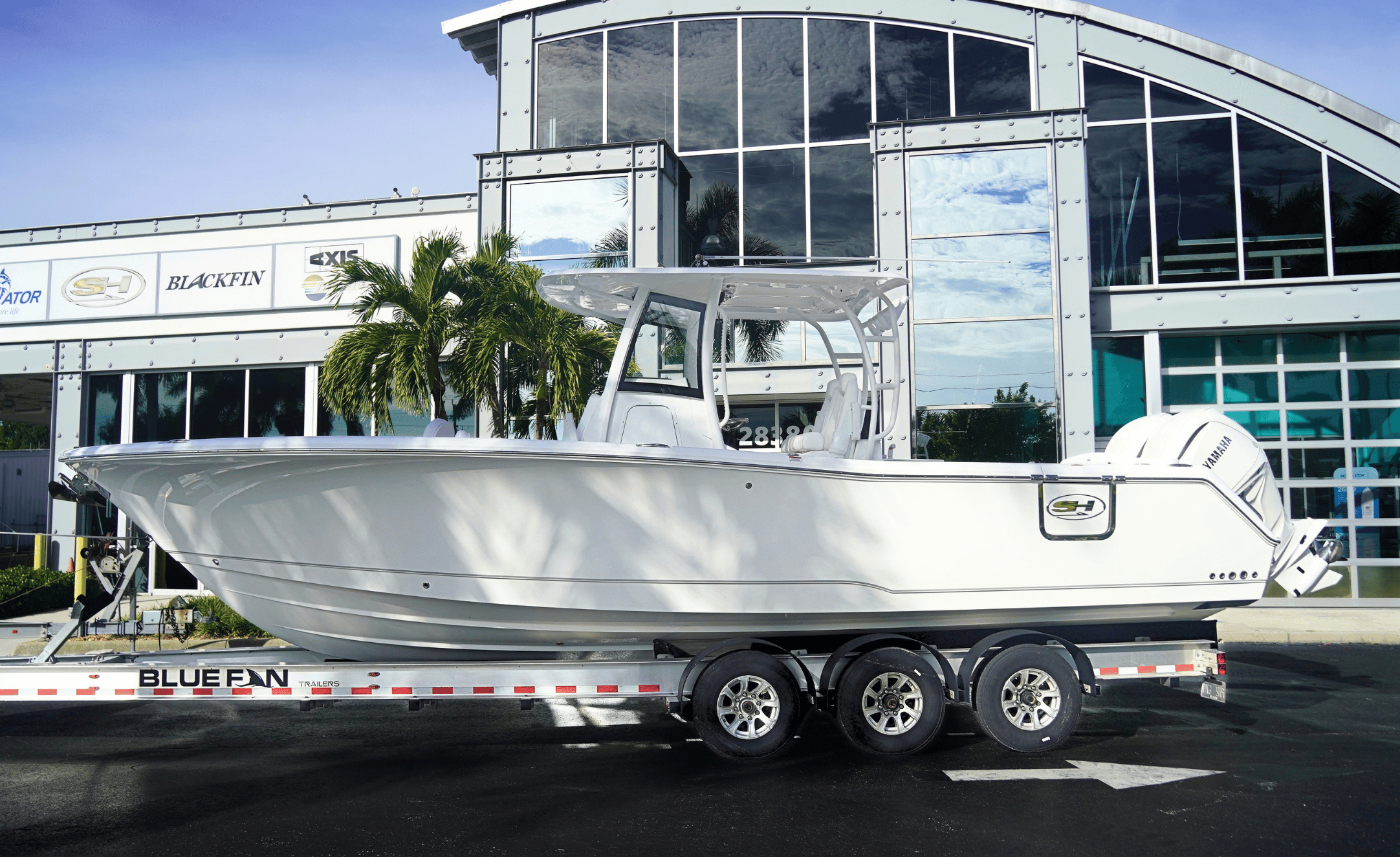 2027 SEA HUNT ULTRA 305SE - Image 1