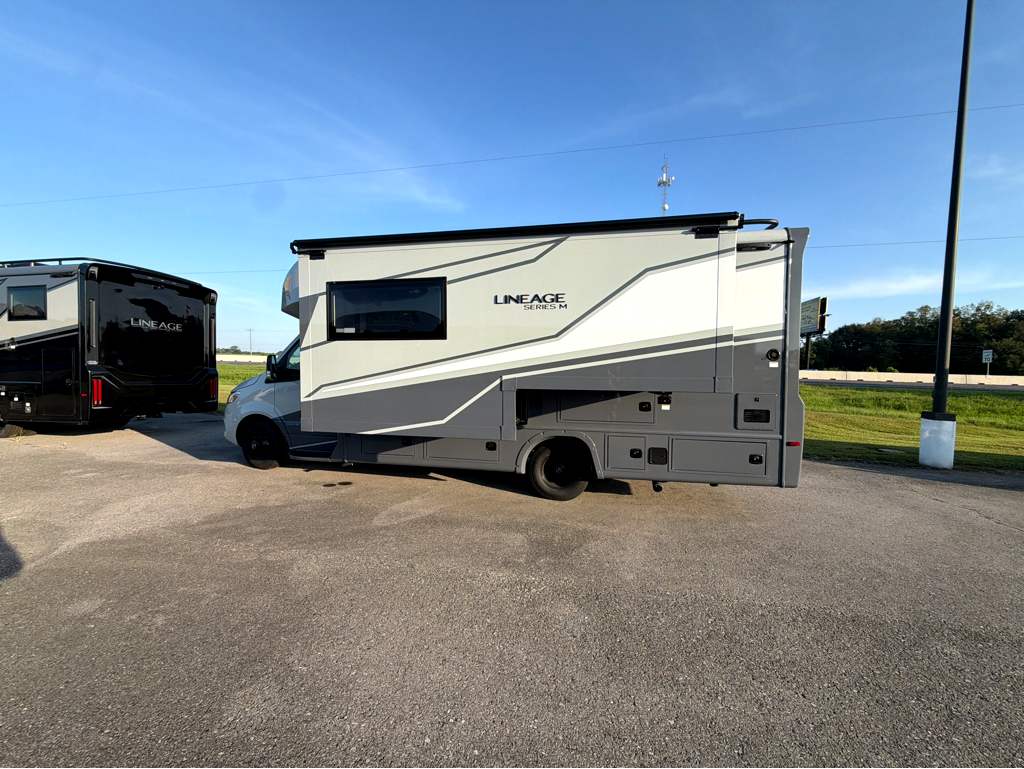 2027 Grand Design Lineage Series M 25FW - Image 6