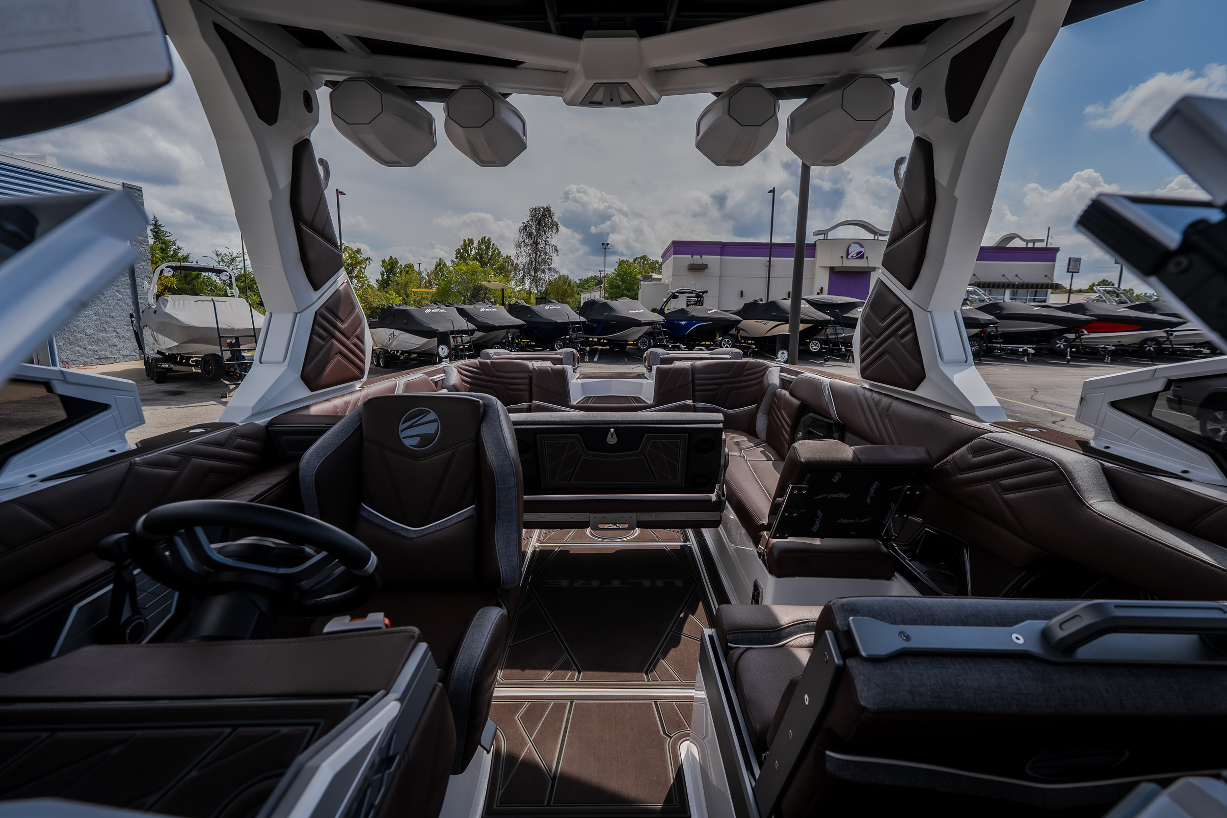 2026 Tigé Ultré 25ZX - Image 34