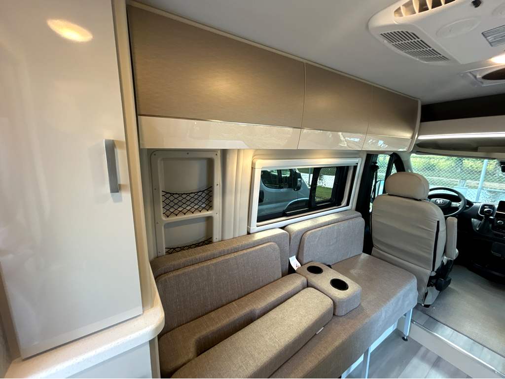 2026 THOR MOTOR COACH SCOPE 18M - Image 18