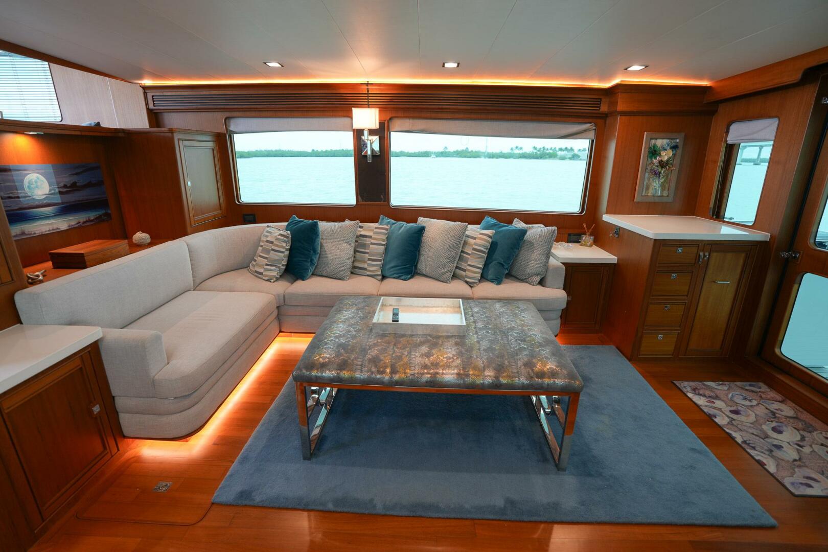2022 Marlow Explorer 62E-CB - Image 15