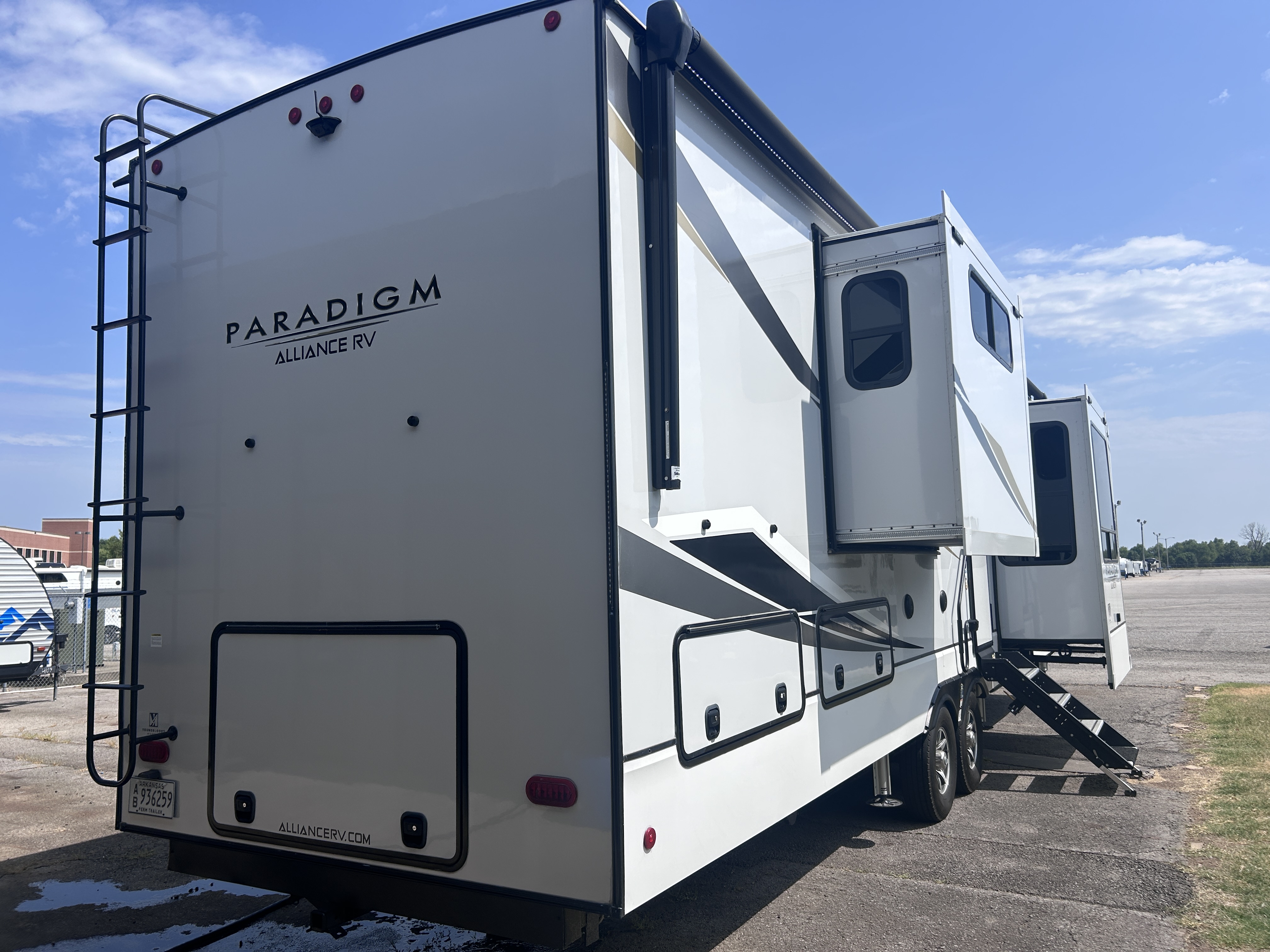 2022 Alliance 385FL PARADIGM - Image 8