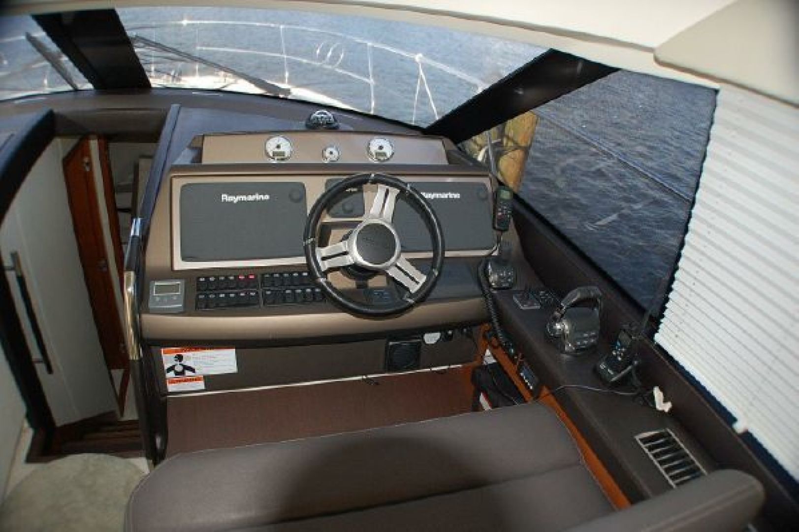 2014 Prestige 500 - Image 11