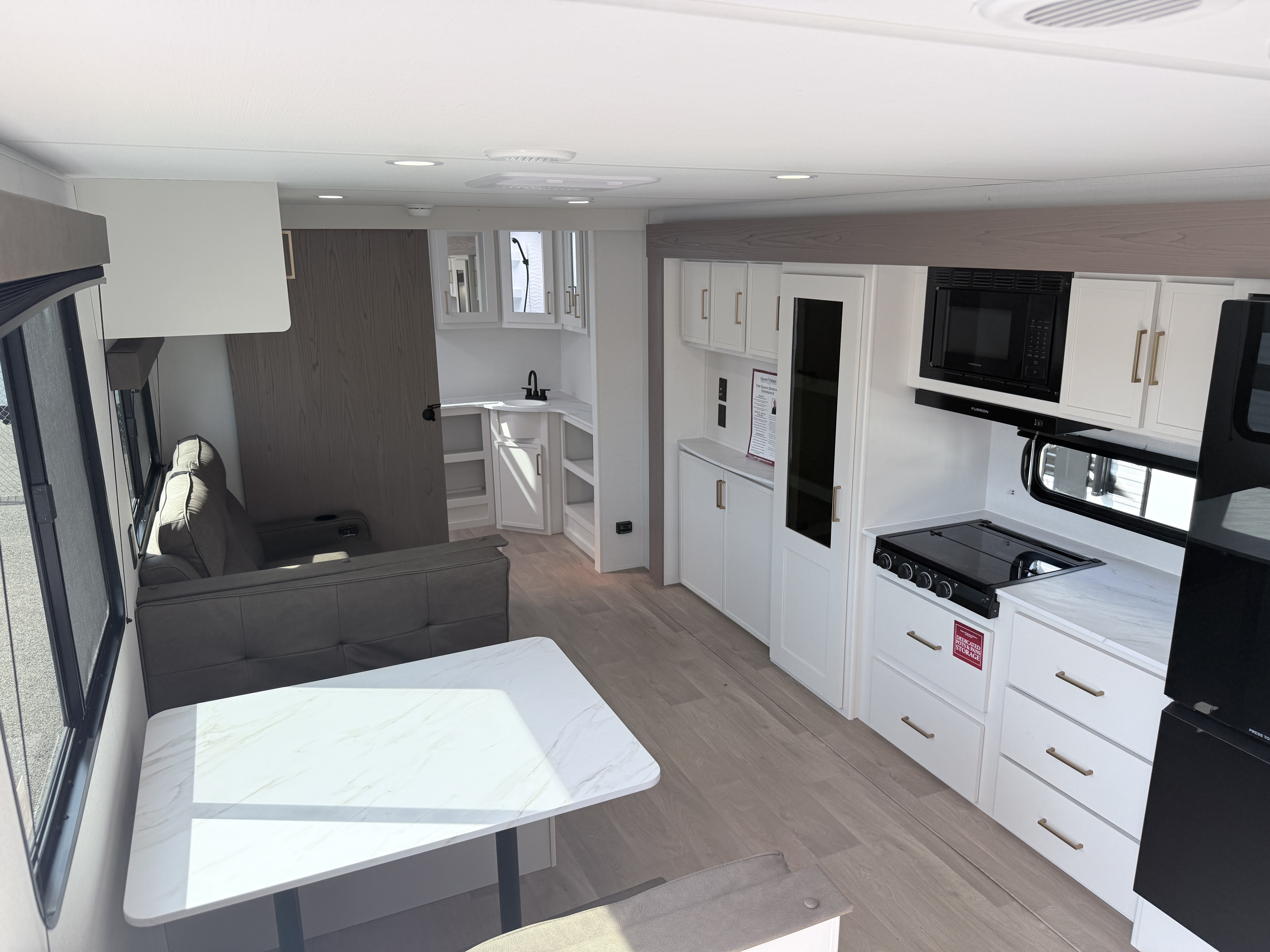 2026 GRAND DESIGN TRANSCEND 26RBX - Image 29
